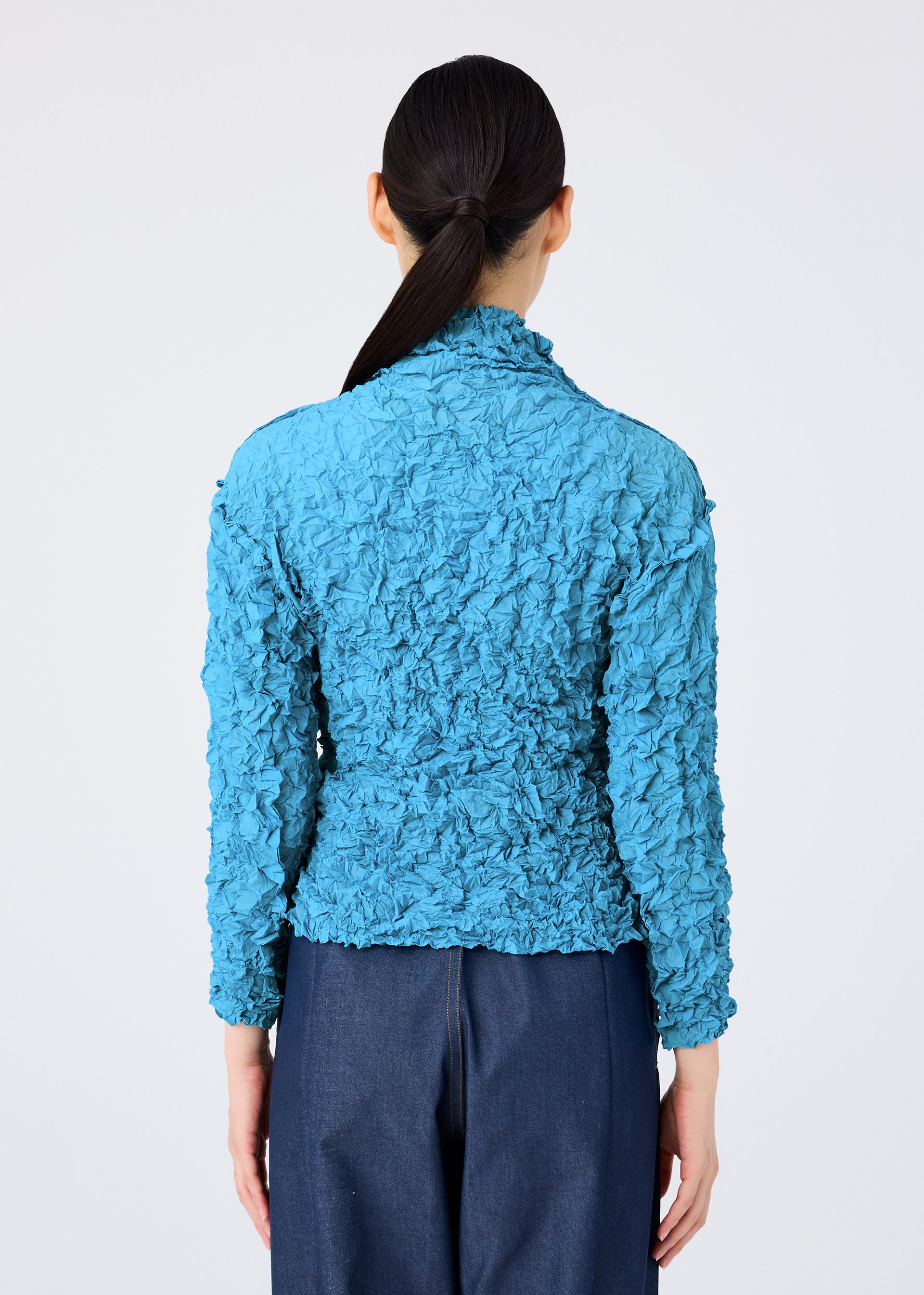 MERINGUE TOP – isseymiyake.com
