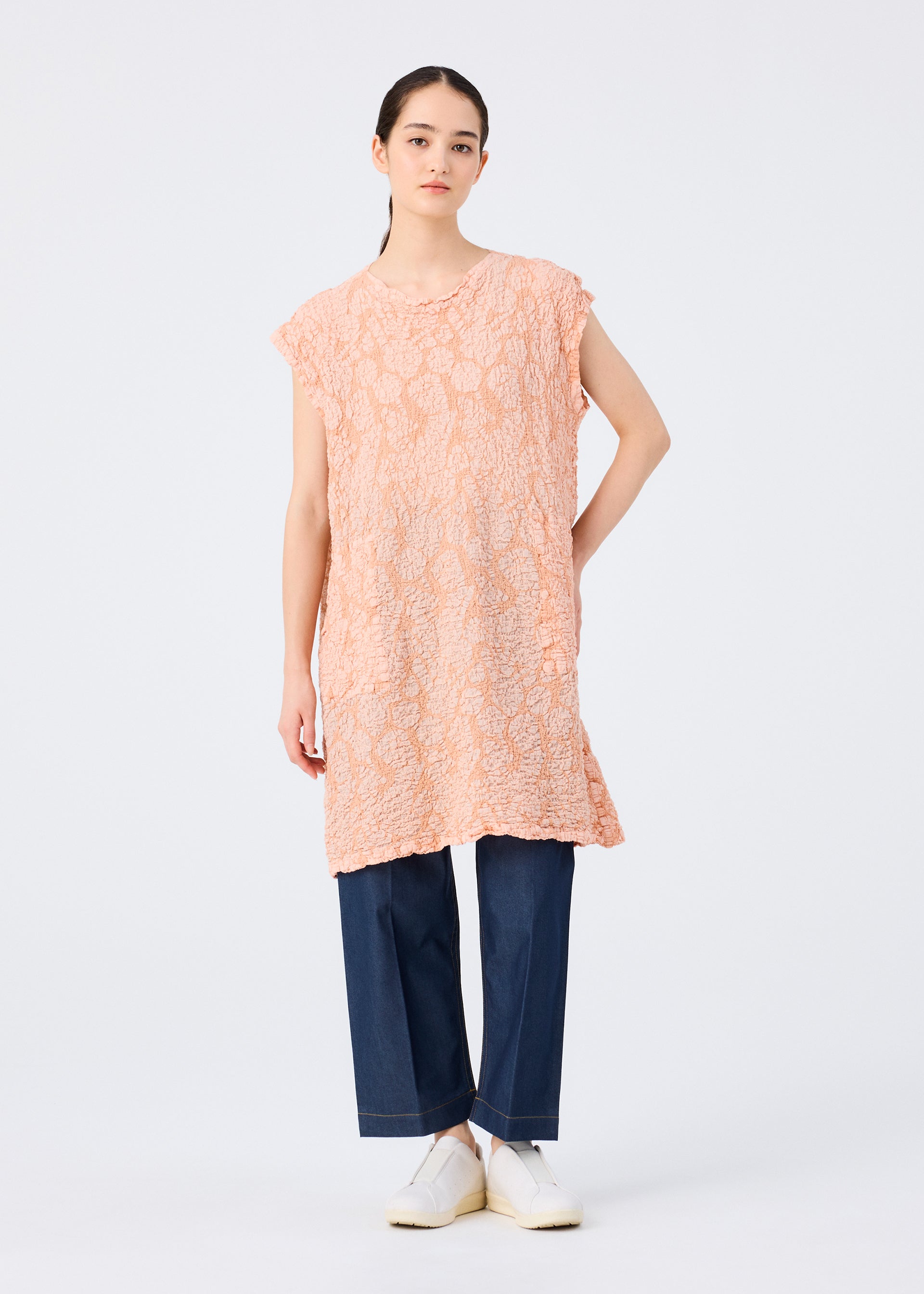 SURPRISE BOX PRINT CAULIFLOWER – isseymiyake.com