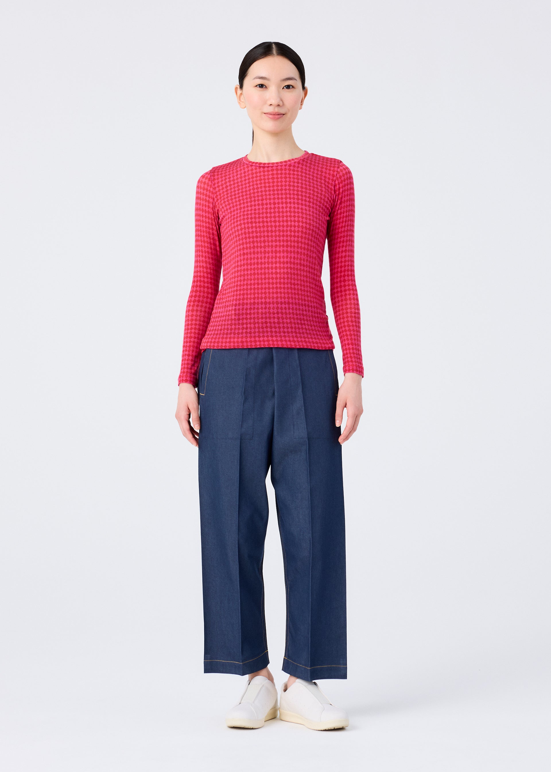 DIAMOND WOOL MIX JERSEY、ウィメンズ_トップス_トップ、着用画像3