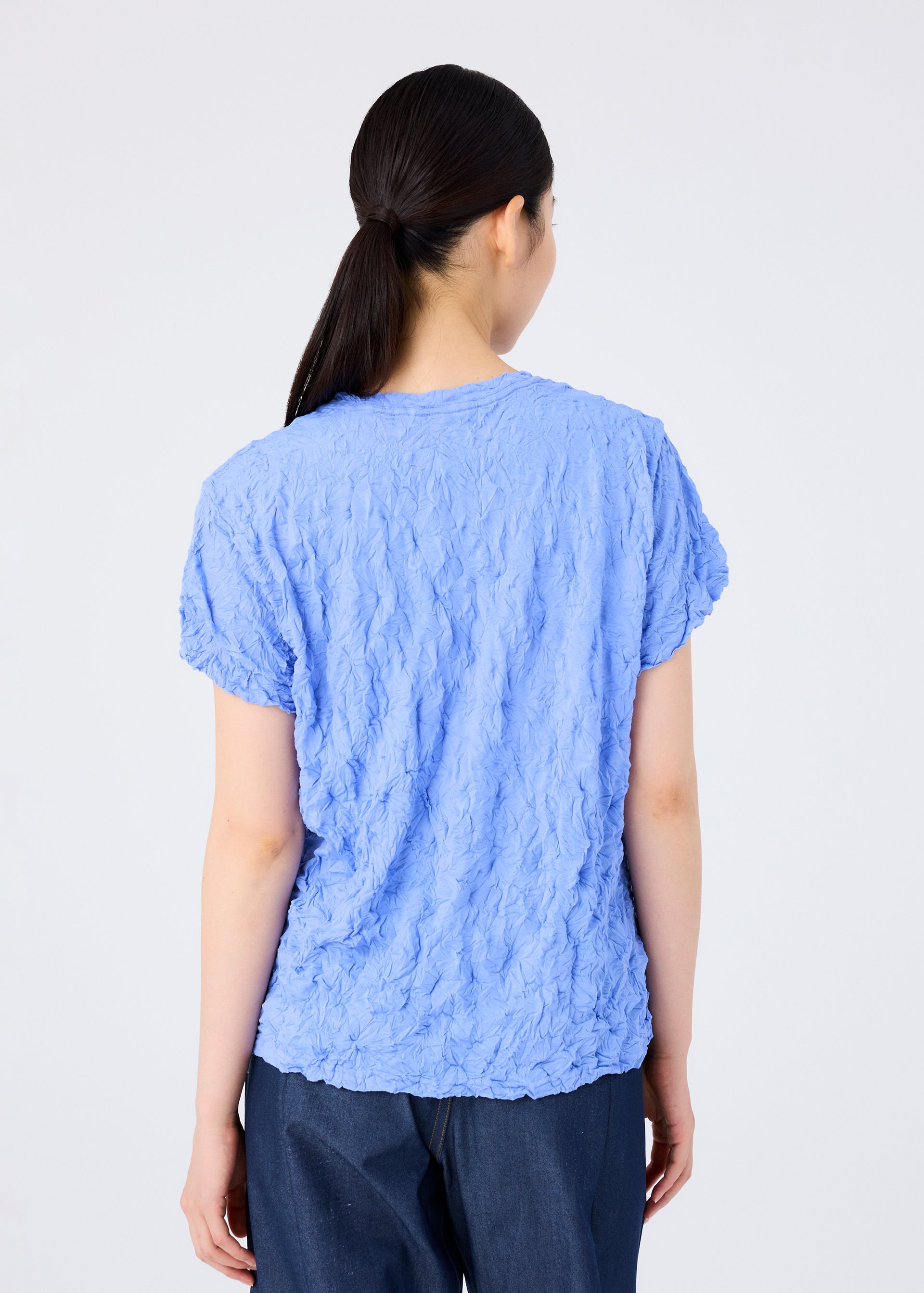 MERINGUE T-SHIRT – isseymiyake.com