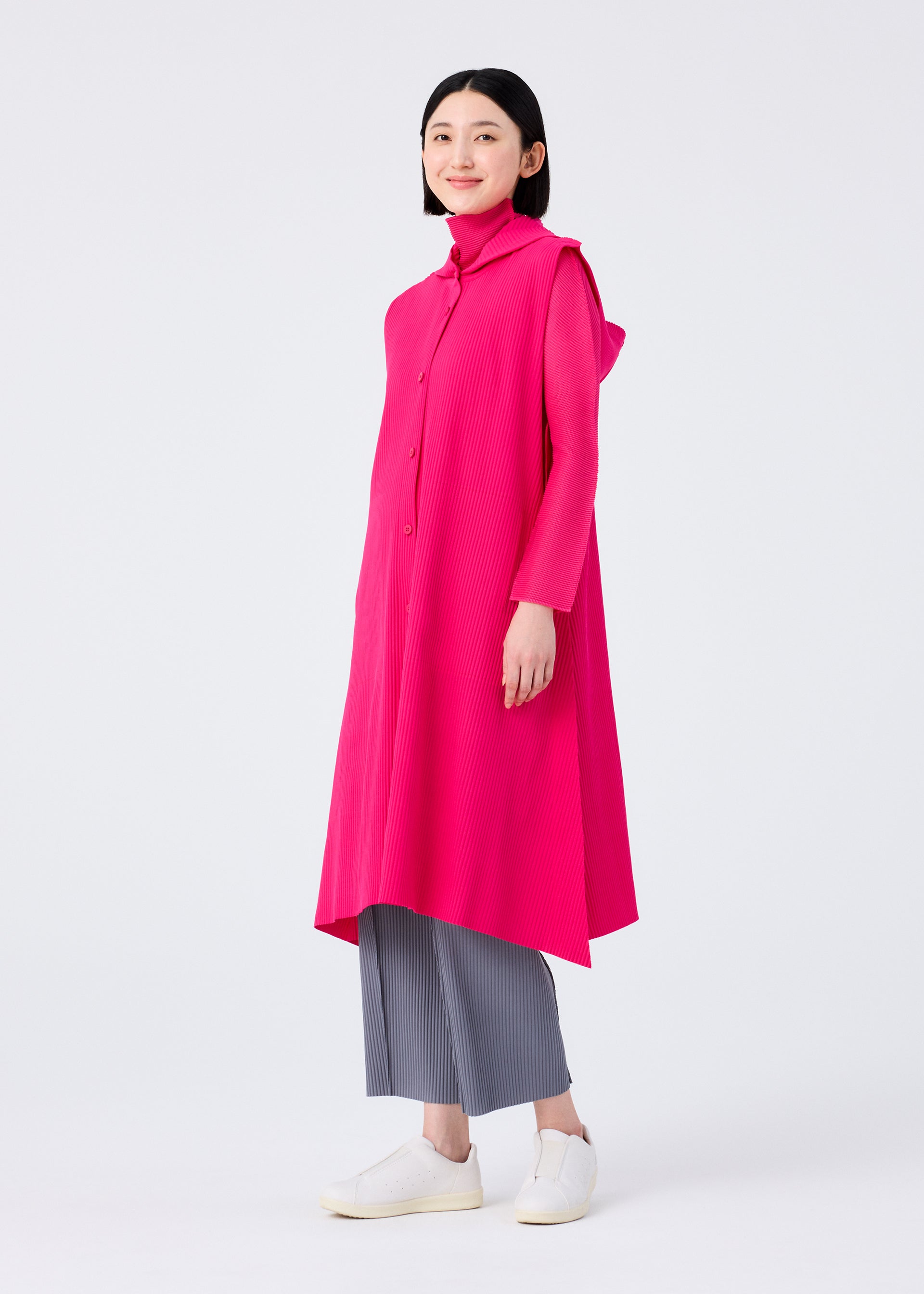 FLARE PLEATS – isseymiyake.com