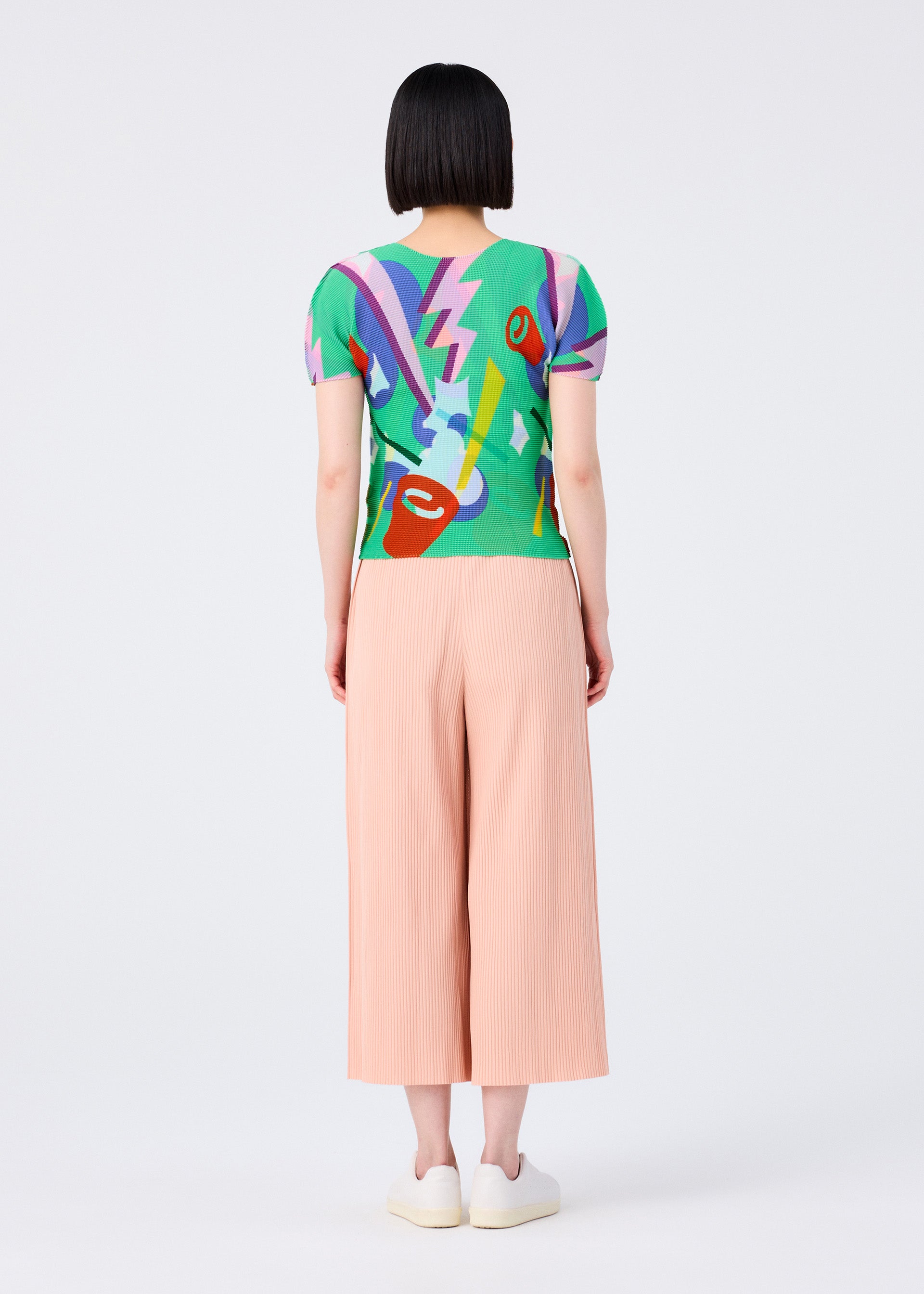 FINE KNIT PLEATS BOTTOM 2、ウィメンズ_パンツ、着用画像2
