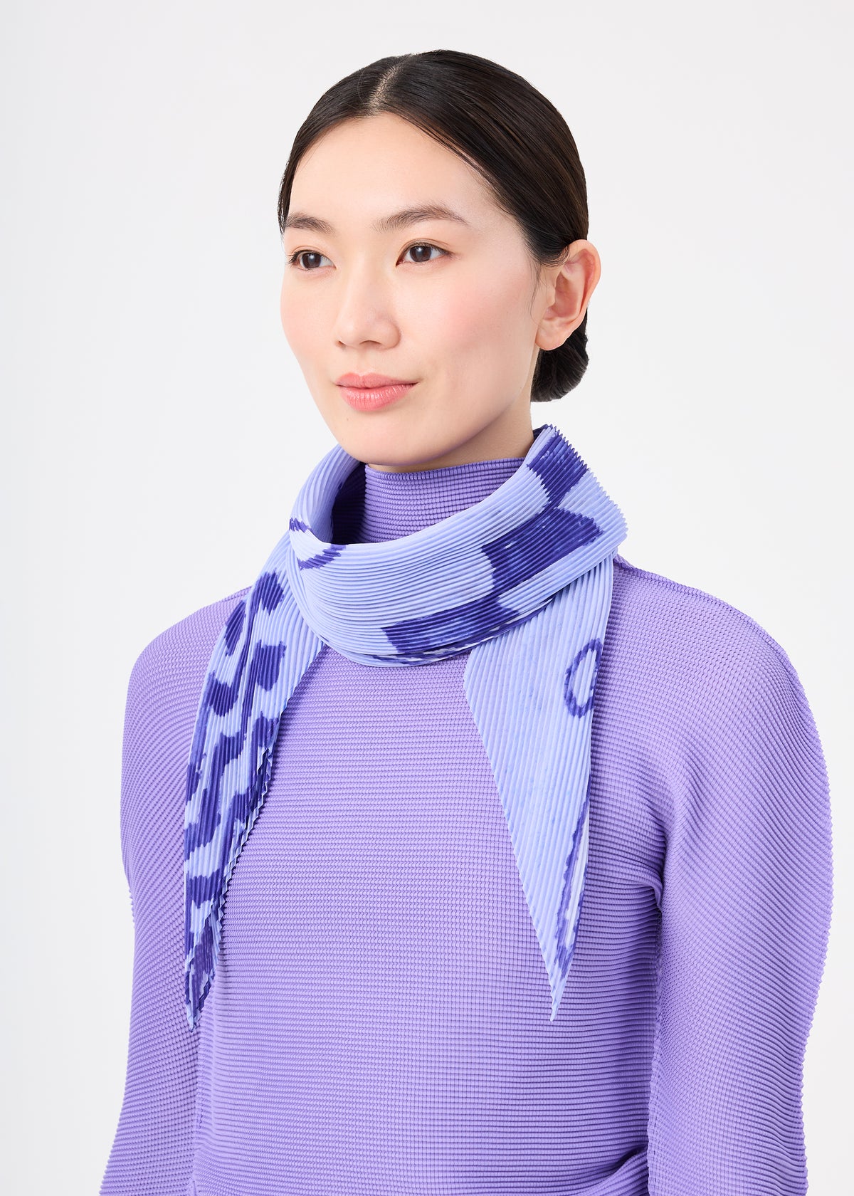 PLANT PLEATS STOLE、アクセサリー&その他_ストール、着用画像1