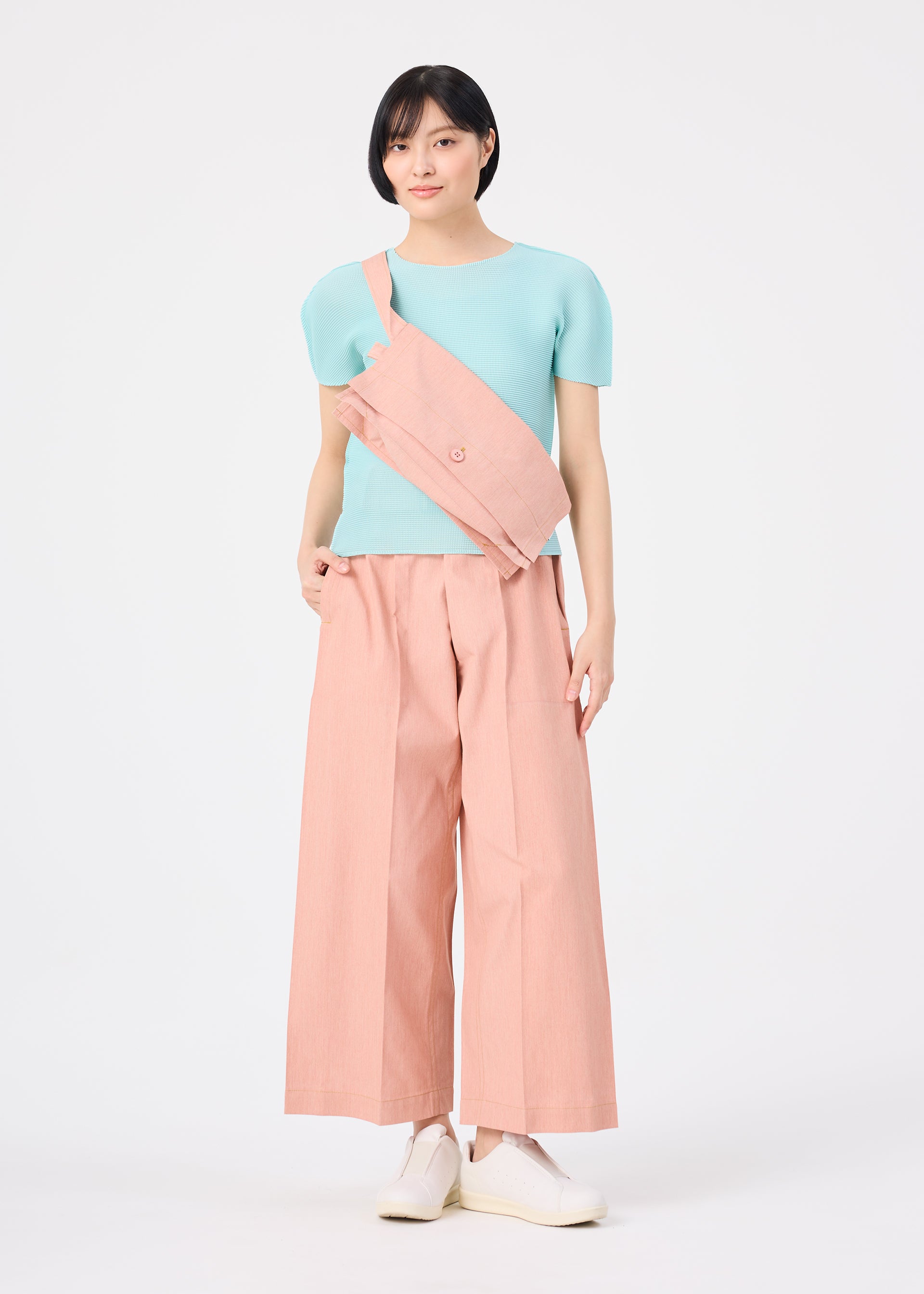 イッセイミヤケ　me キャミソール　フリーサイズ　新品 me ISSEY MIYAKE – Page 2 – isseymiyake.com