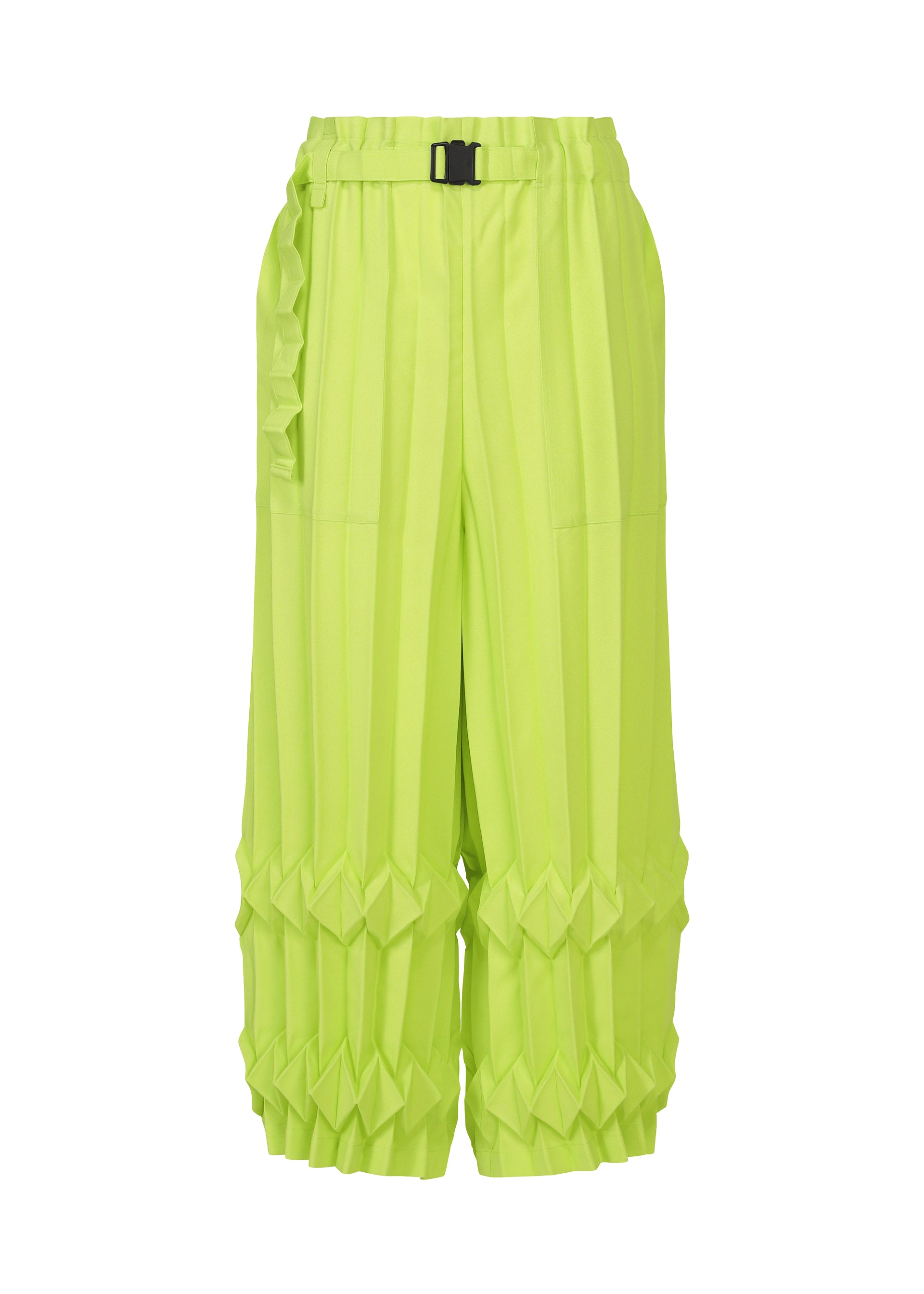 TREE PLEATS – isseymiyake.com