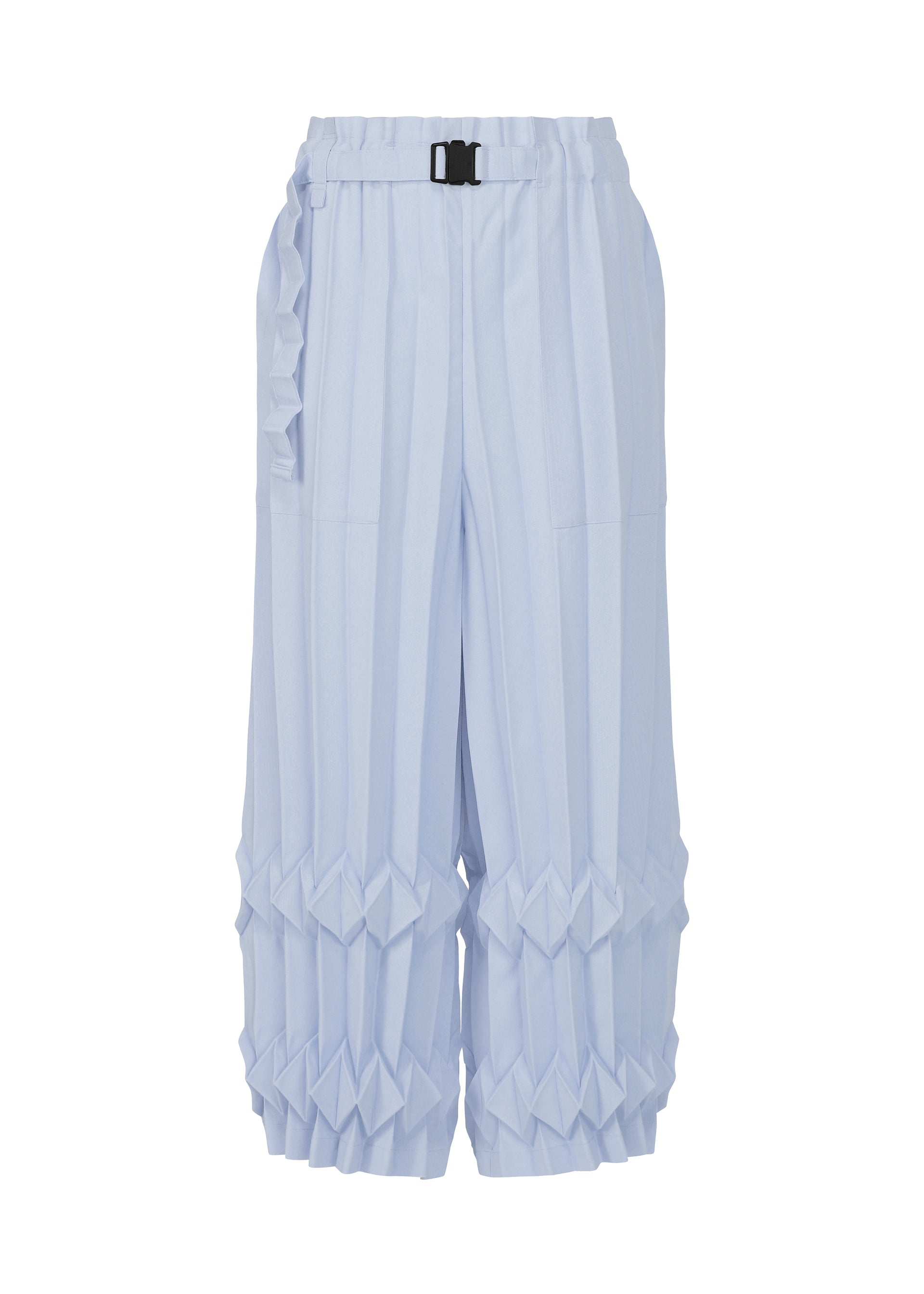 TREE PLEATS – isseymiyake.com