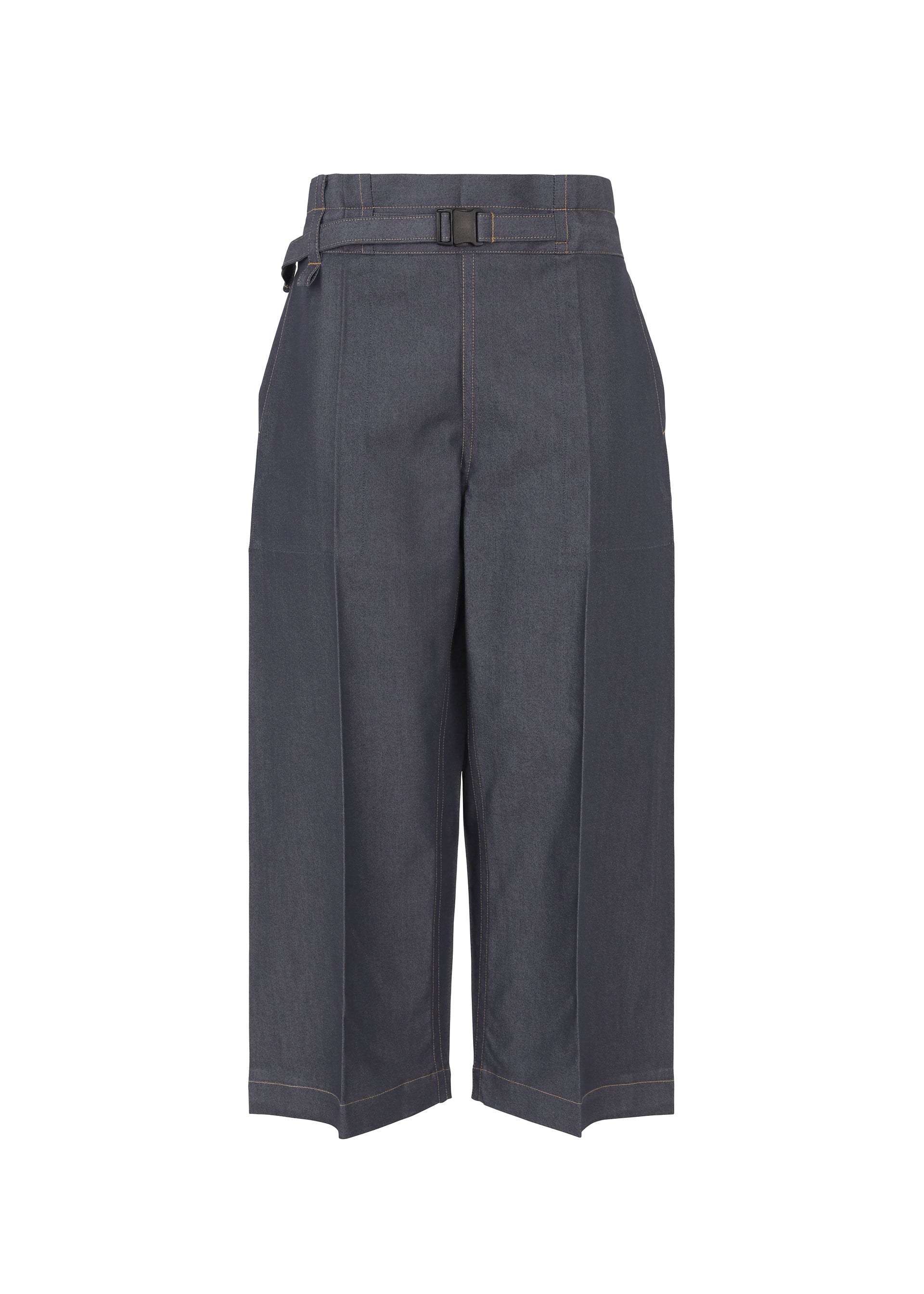 FLAT DENIM – isseymiyake.com