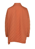 ANGLE PLEATS SHIRT、ウィメンズ_トップス_トップ、ディテール画像1
