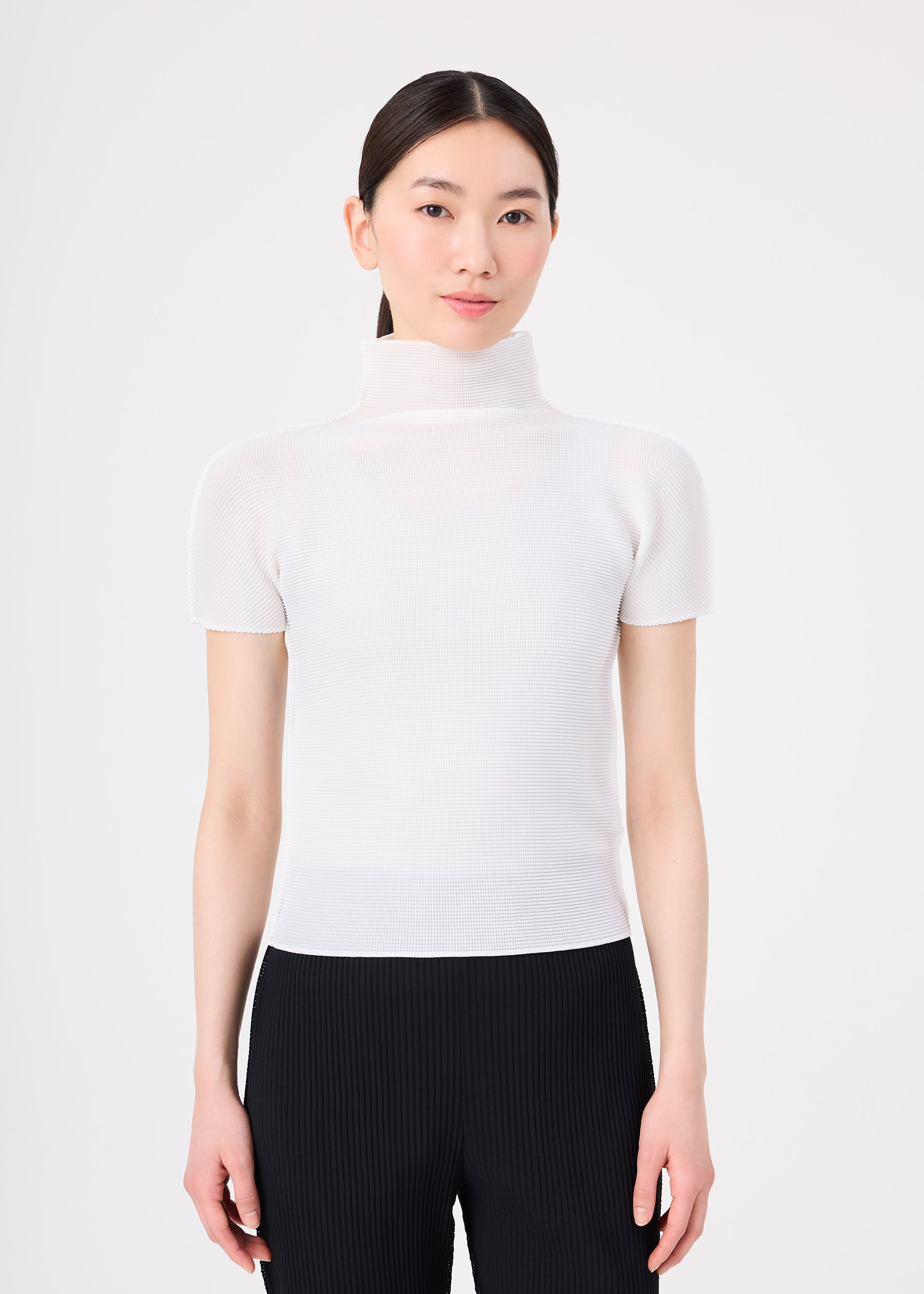 STRETCH PLEATS – isseymiyake.com