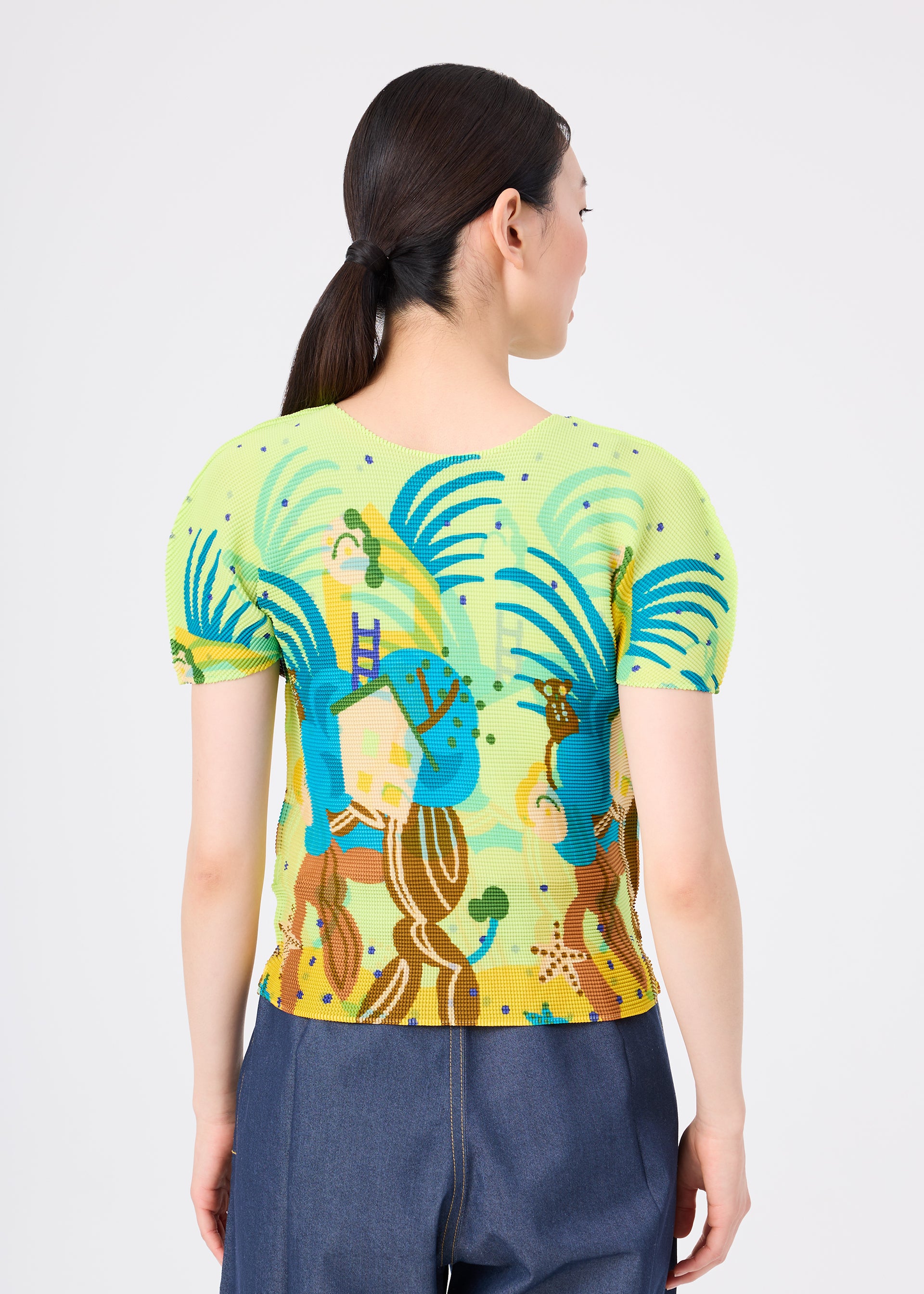 ISLAND – isseymiyake.com