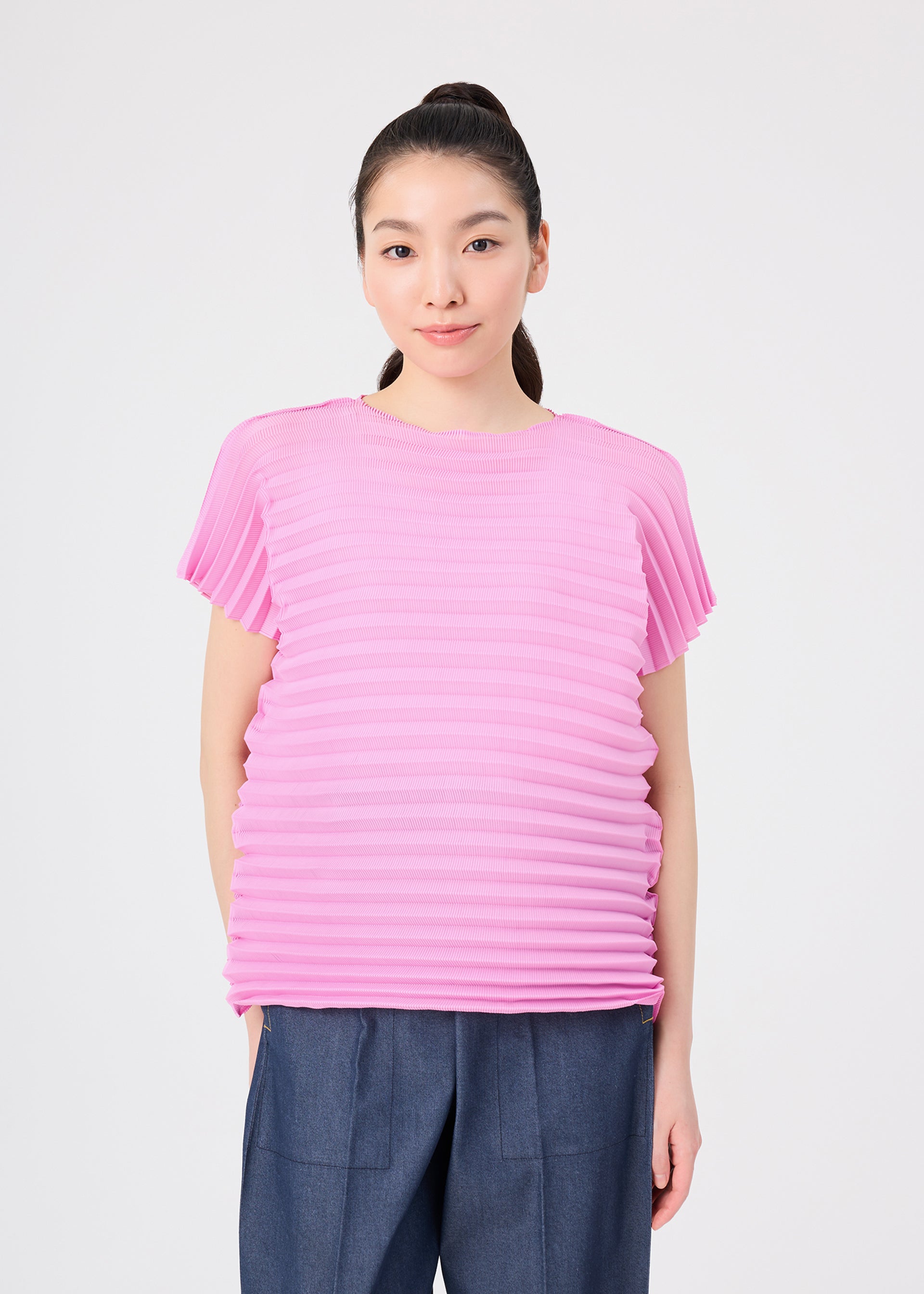 ACCORDION STRETCH PLEATS – isseymiyake.com