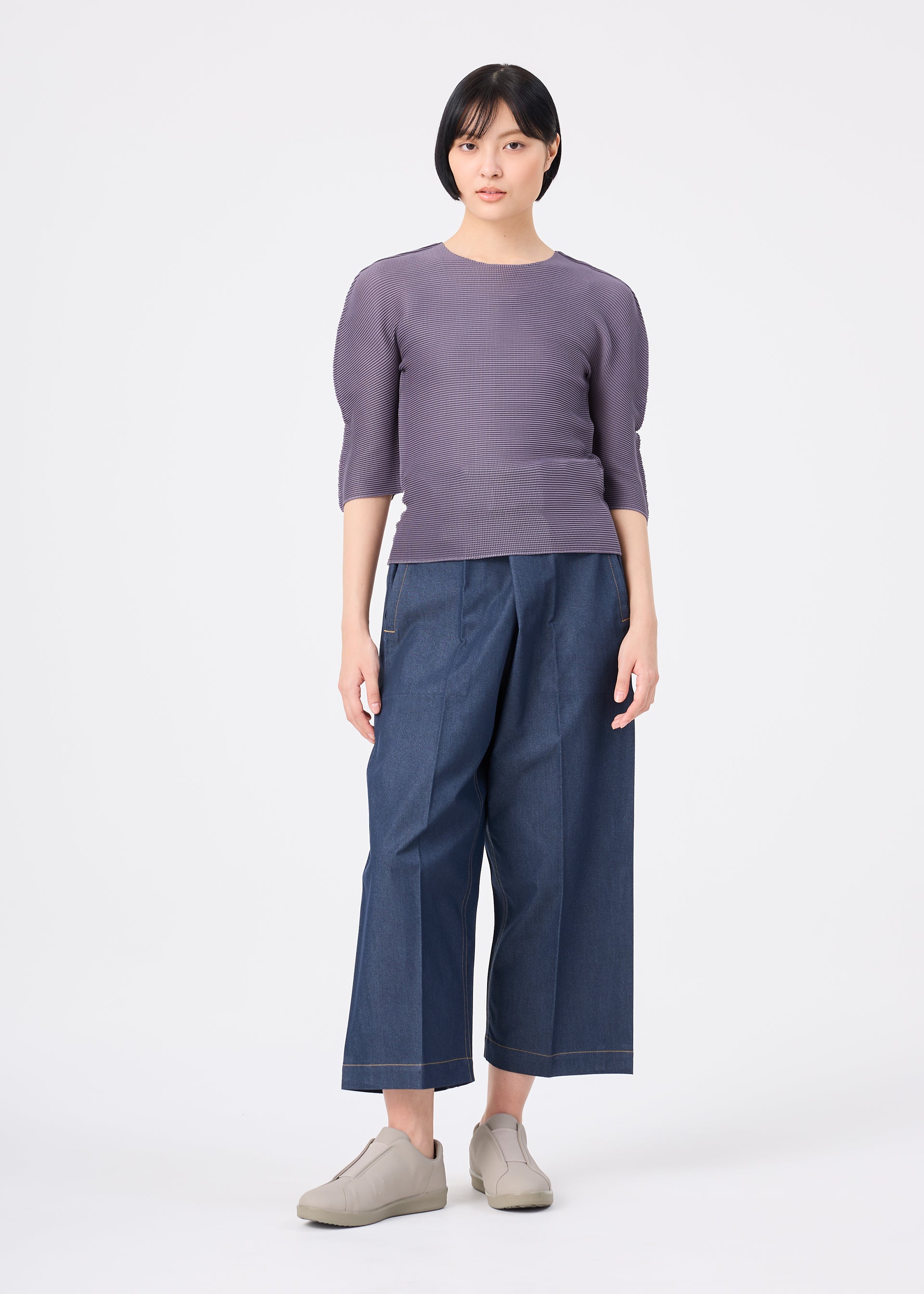 STRETCH PLEATS 4 – isseymiyake.com