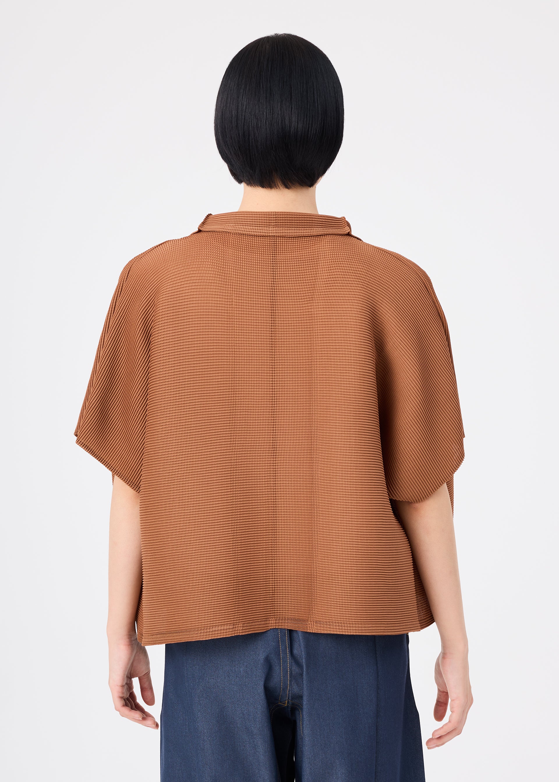 SQUARE STRETCH PLEATS – isseymiyake.com