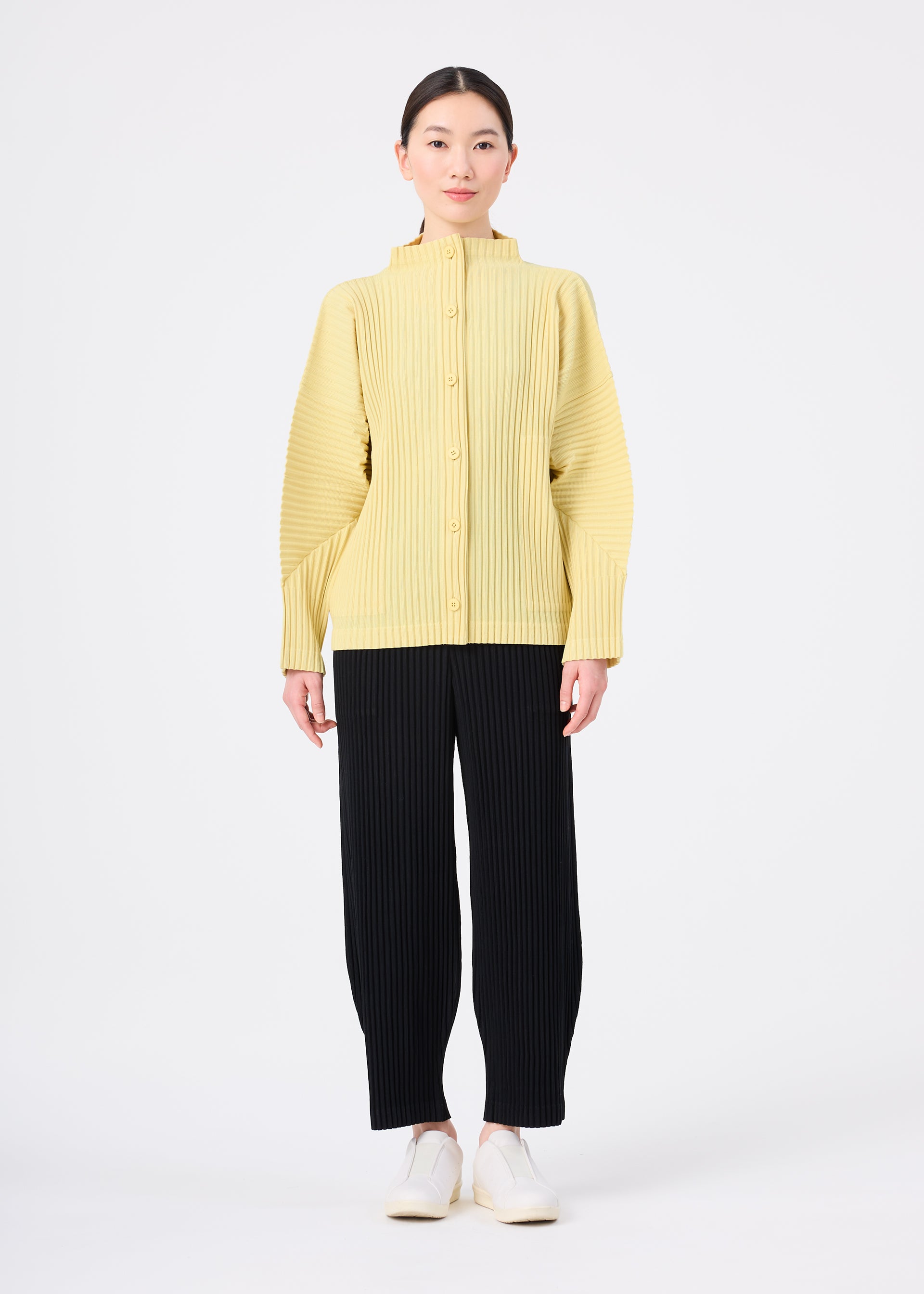 CORDUROY PLEATS – isseymiyake.com