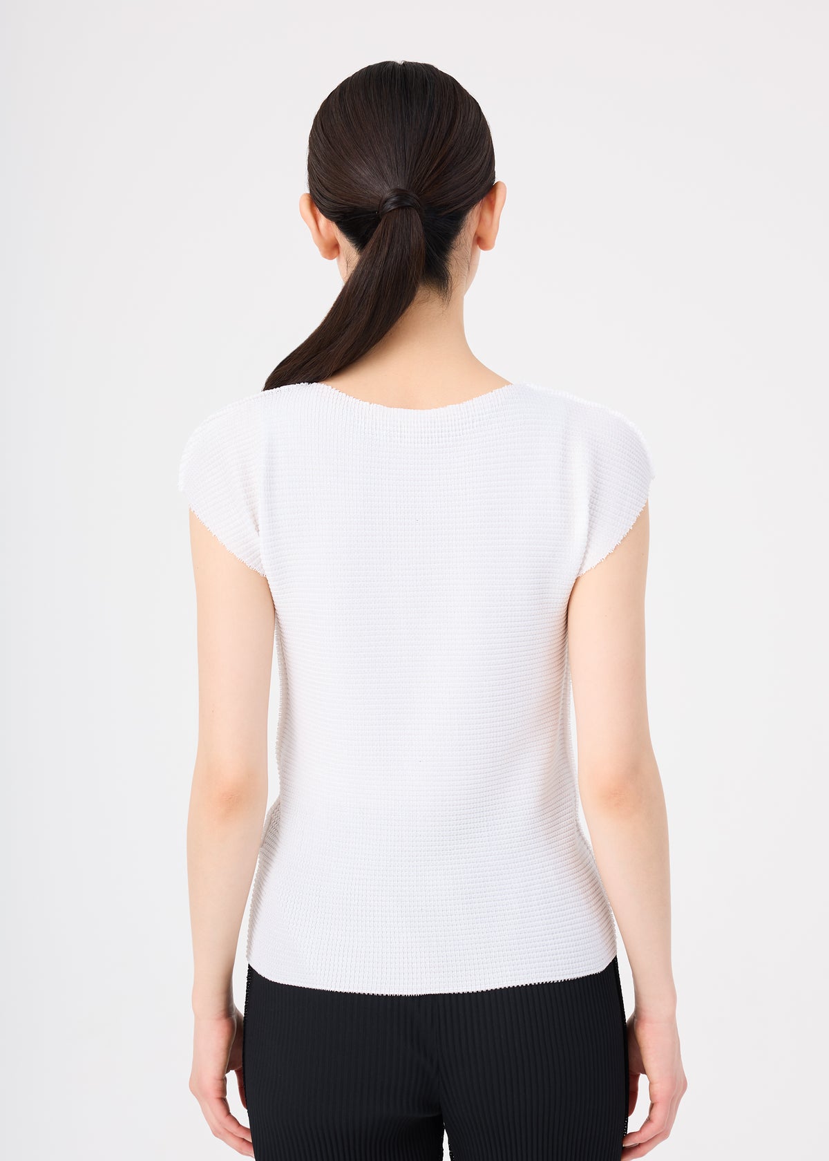 KNIT STRETCH PLEATS、ウィメンズ_トップス_トップ、着用画像2