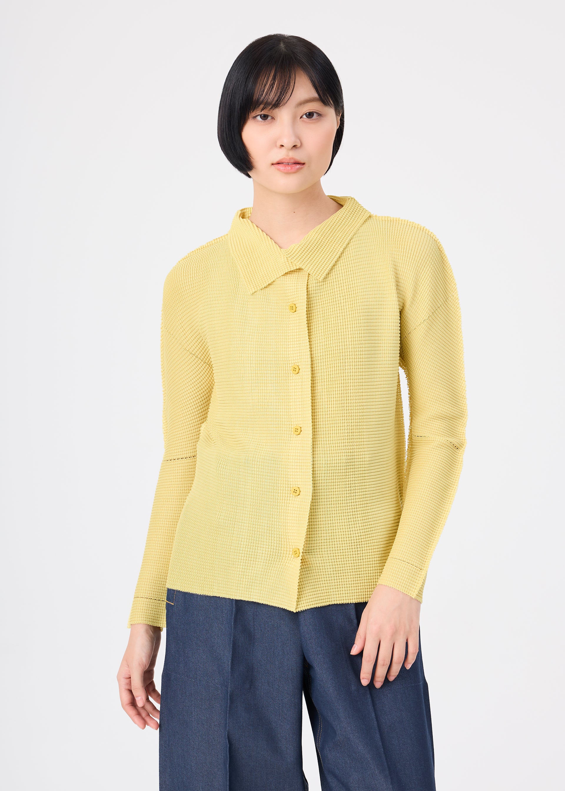 KNIT STRETCH PLEATS 1 – isseymiyake.com