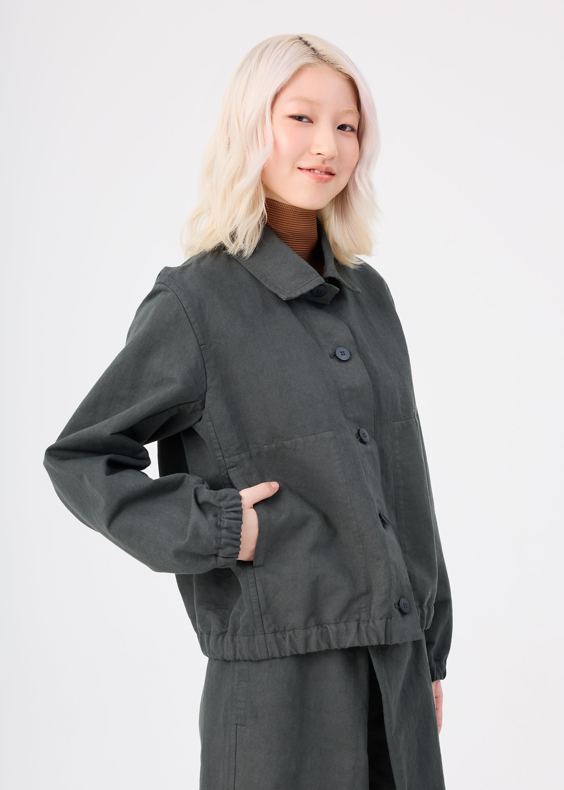 PINA CLOTH、ウィメンズ_ジャケット&コート_ジャケット＆ブルゾン、着用画像4