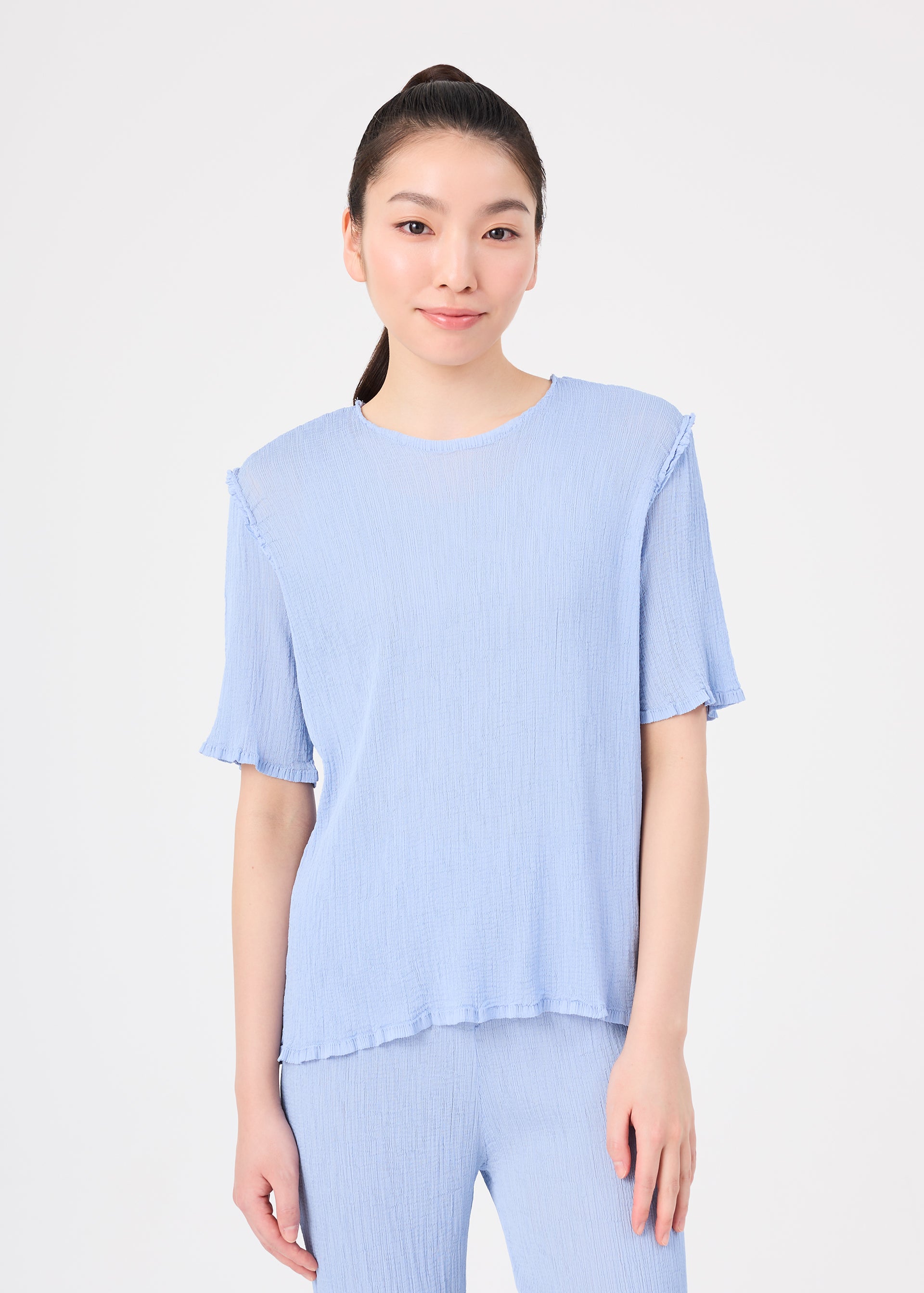 ミーイッセイミヤケ　シースルークレープ　チュニック SEE-THROUGH CREPE COLOR – isseymiyake.com