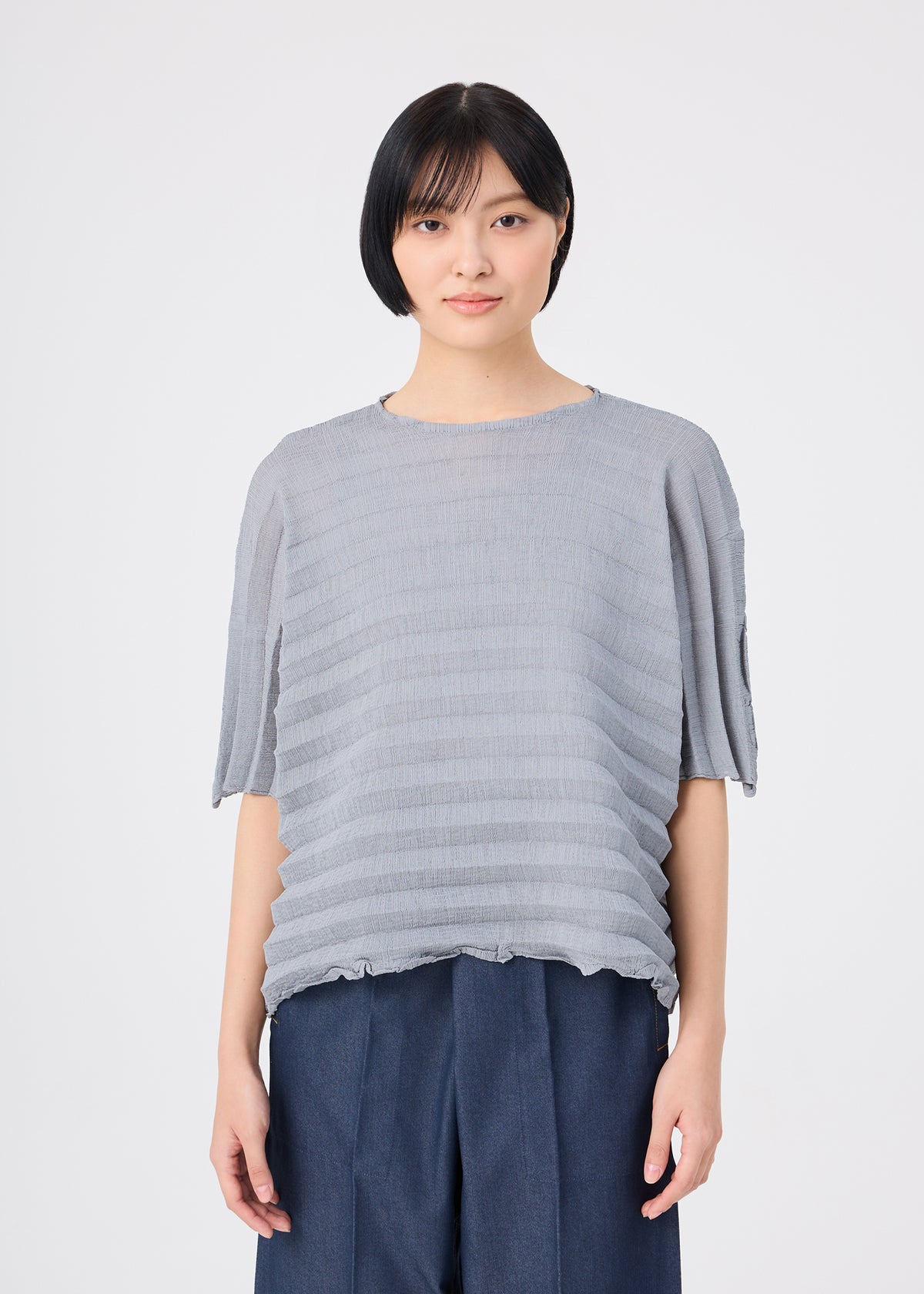 ACCORDION SEE-THROUGH CREPE、ウィメンズ_トップス_トップ、着用画像1
