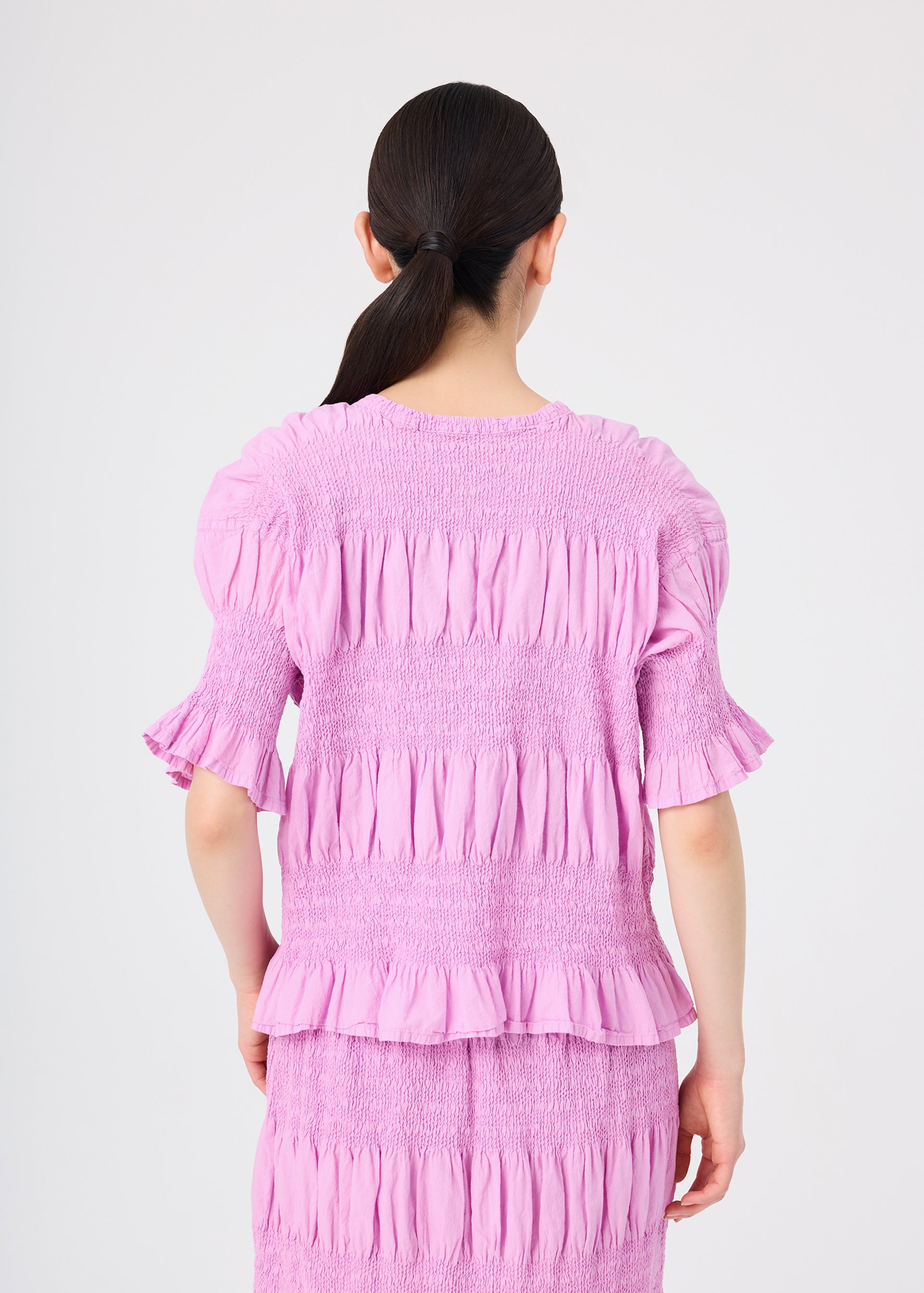 SHRINK STRIPE – isseymiyake.com