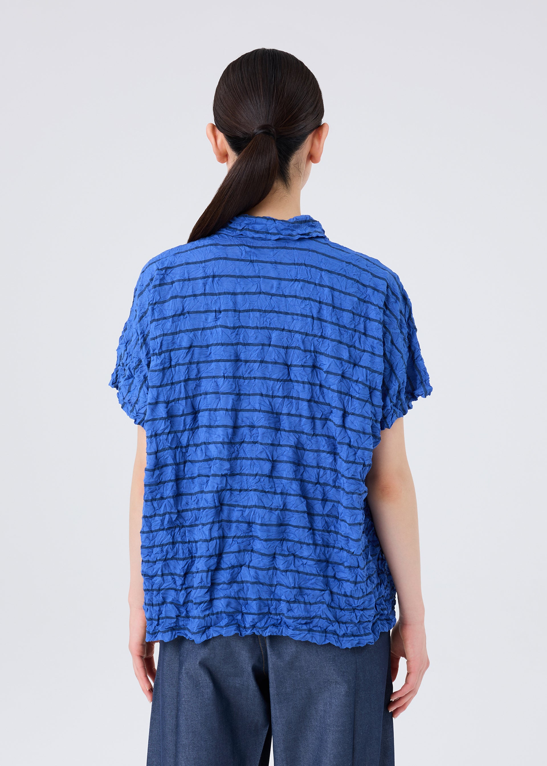 STRIPE MERINGUE T-SHIRT – isseymiyake.com
