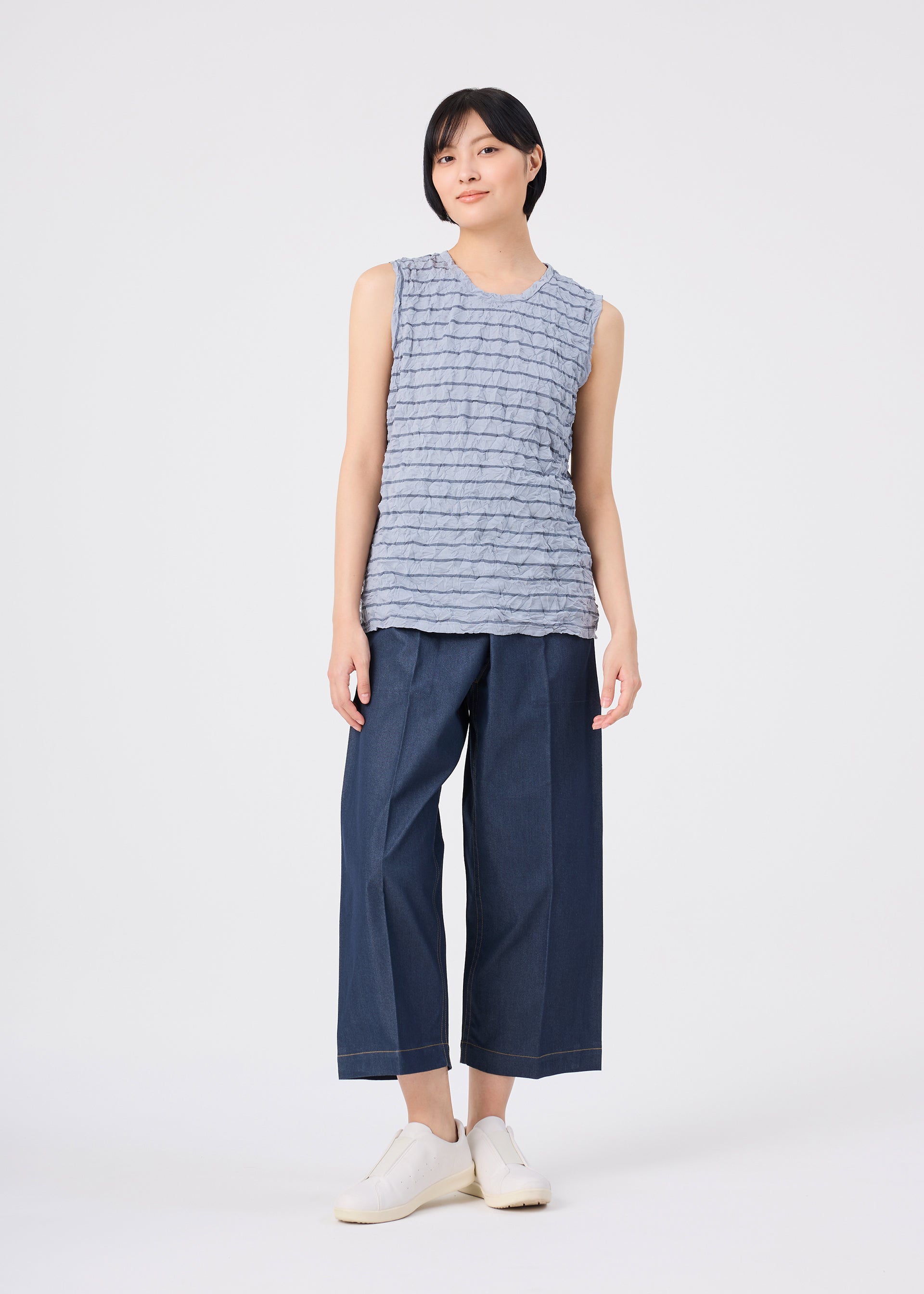 STRIPE MERINGUE T-SHIRT – isseymiyake.com