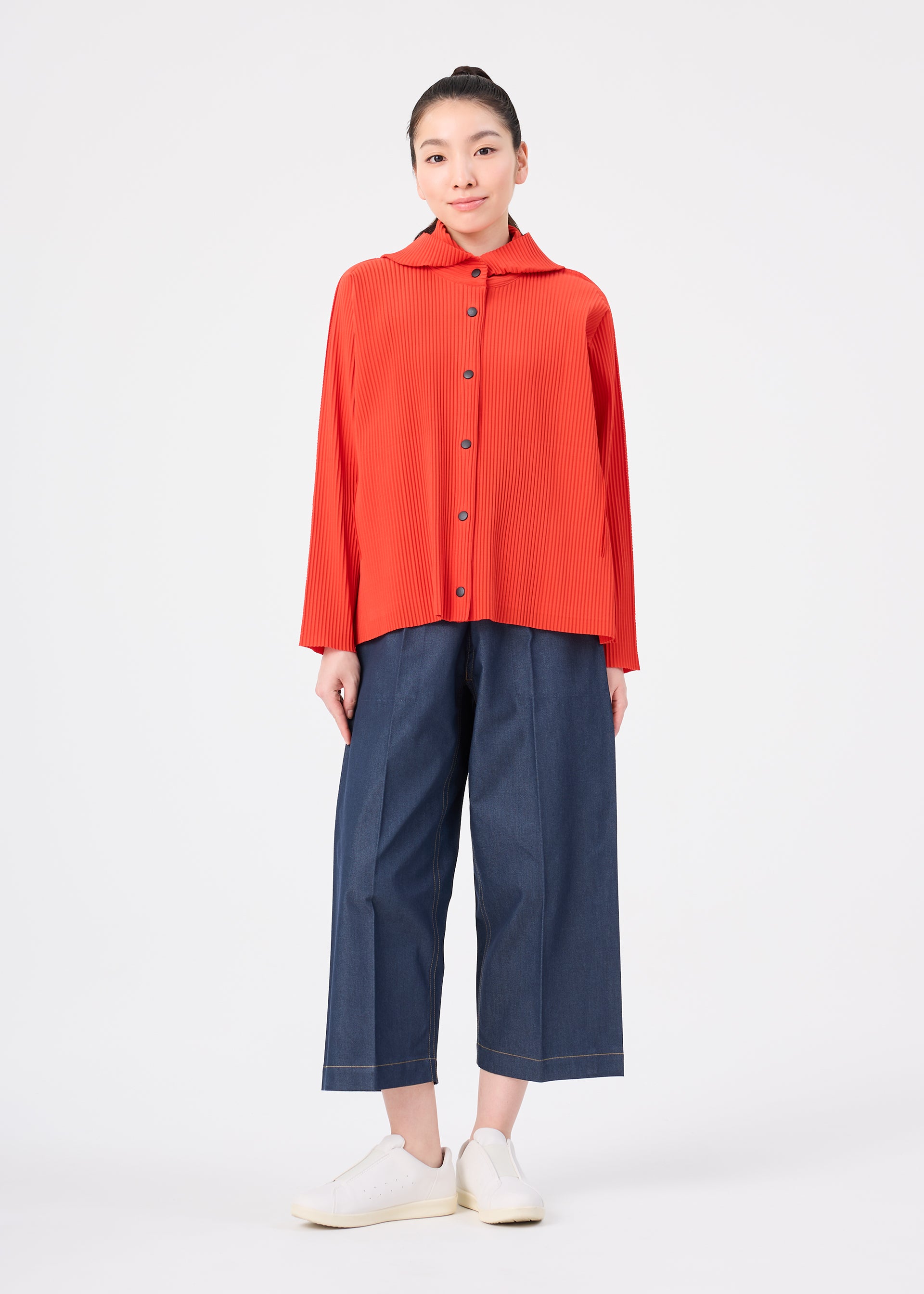 FINE KNIT PLEATS COLOR 2、ウィメンズ_ジャケット&コート_ジャケット＆ブルゾン、着用画像3