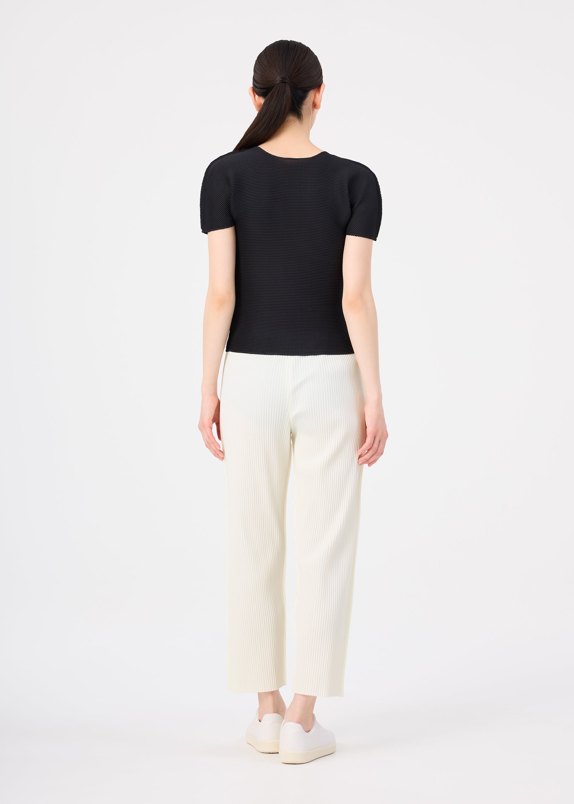 FINE KNIT PLEATS – isseymiyake.com