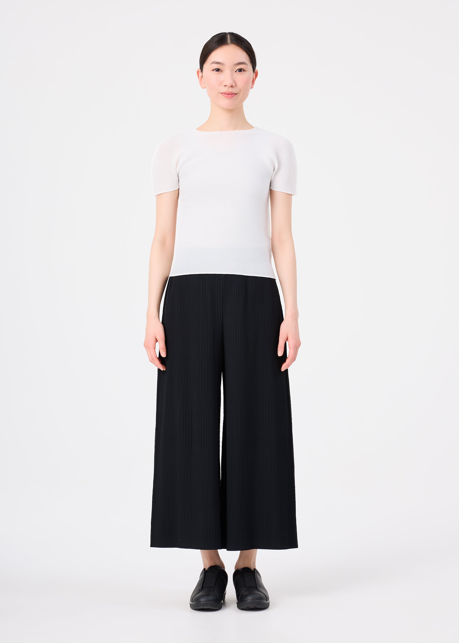 FINE KNIT PLEATS – isseymiyake.com