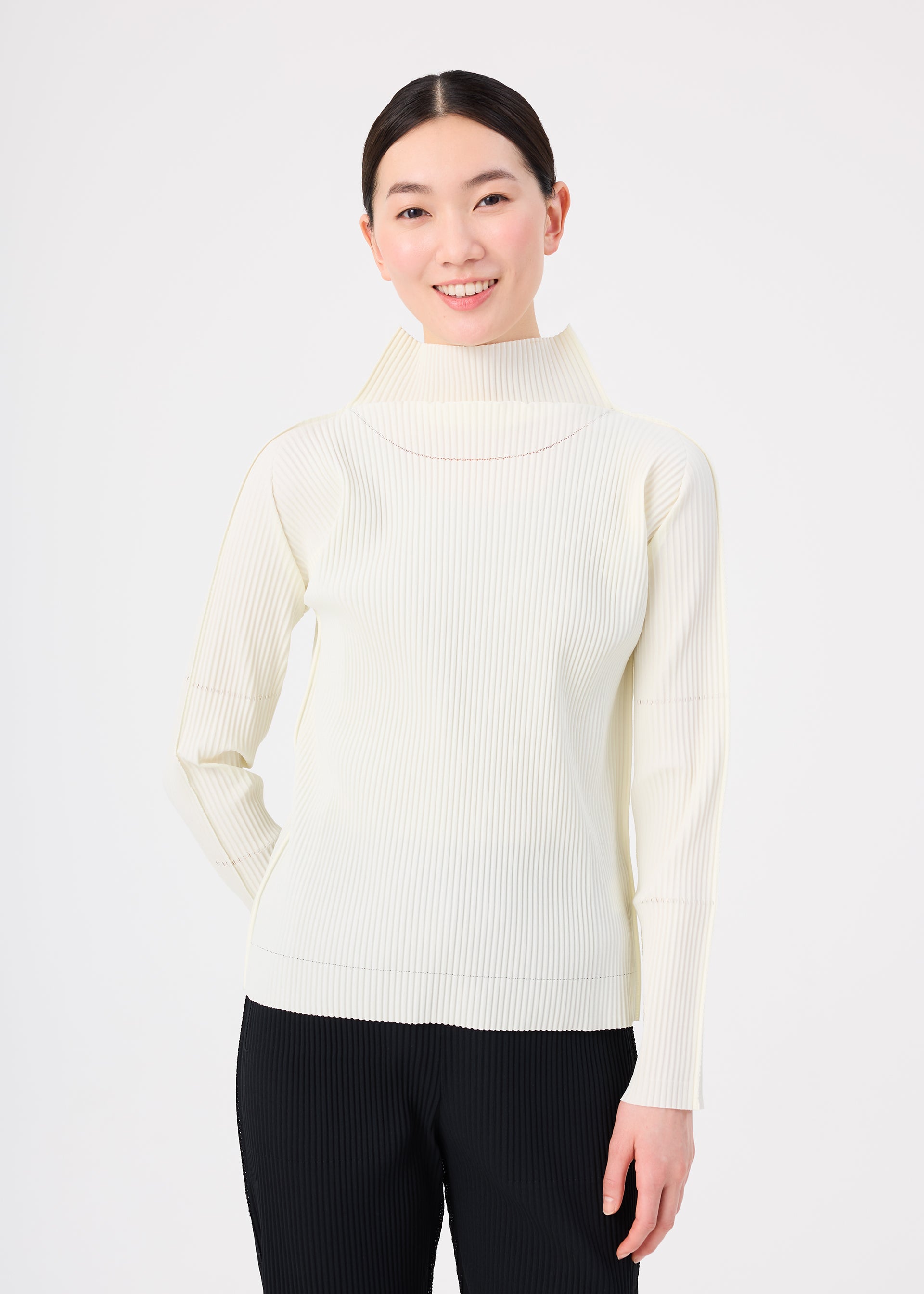 FINE KNIT PLEATS – isseymiyake.com