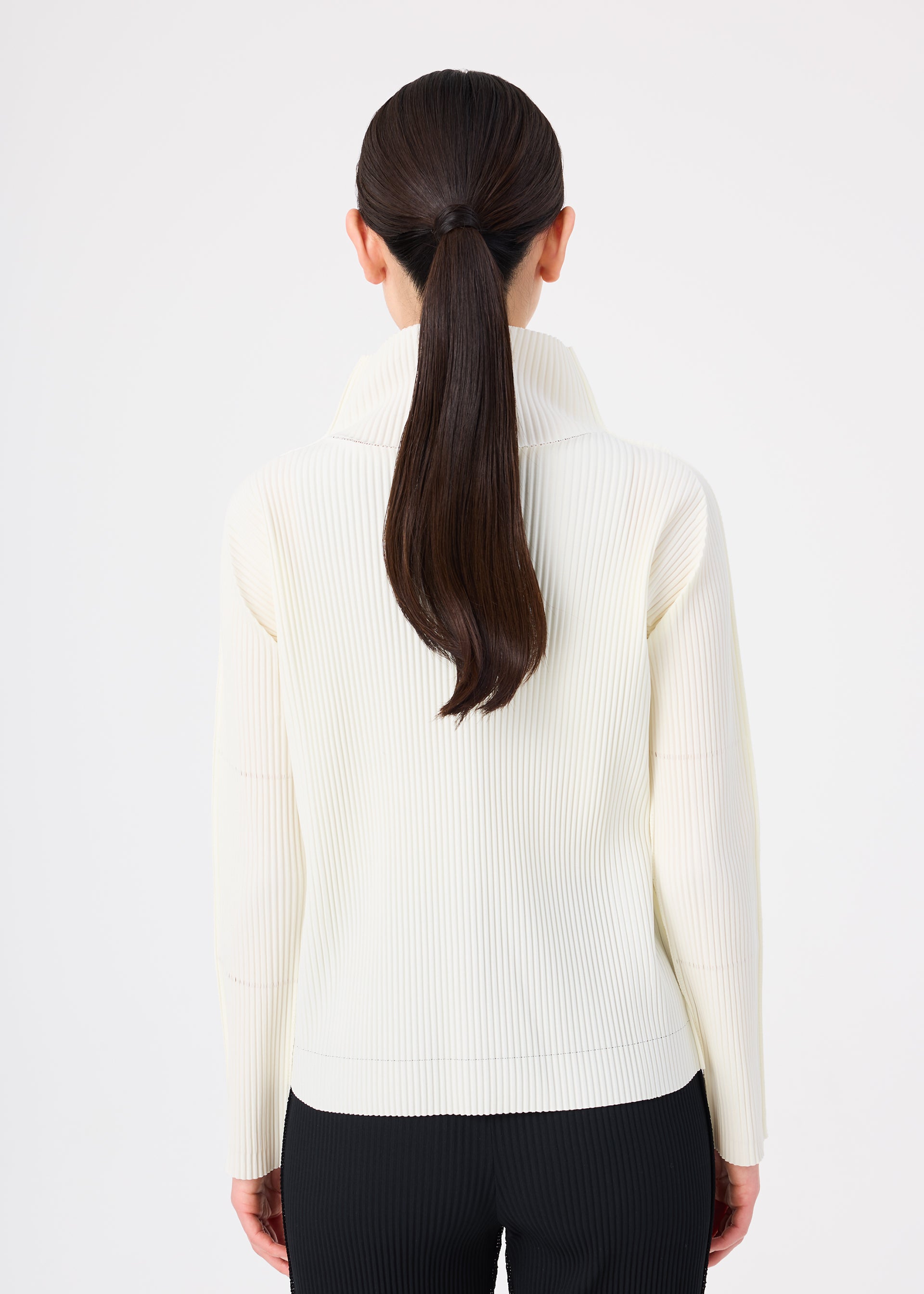 FINE KNIT PLEATS – isseymiyake.com