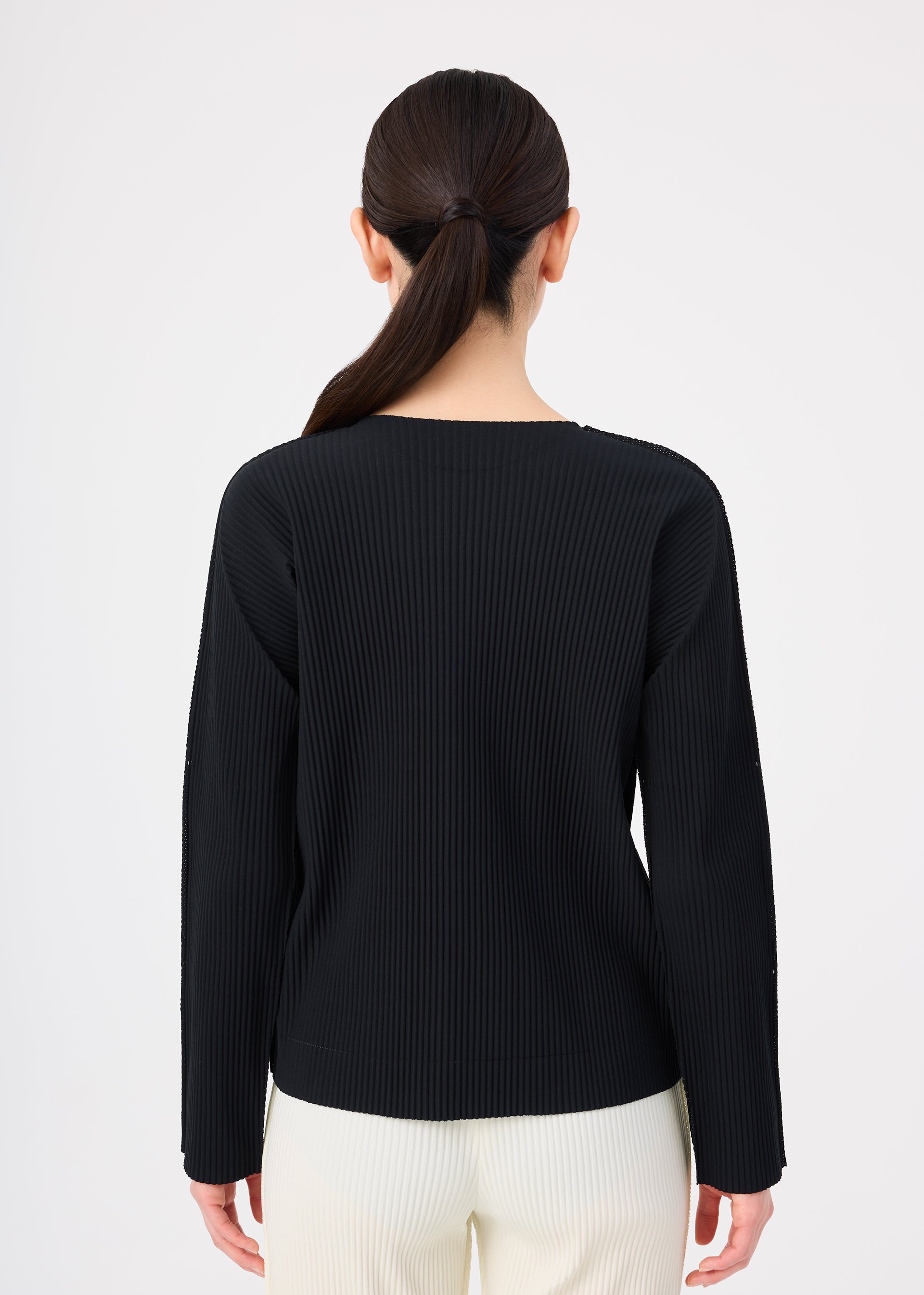 FINE KNIT PLEATS – isseymiyake.com
