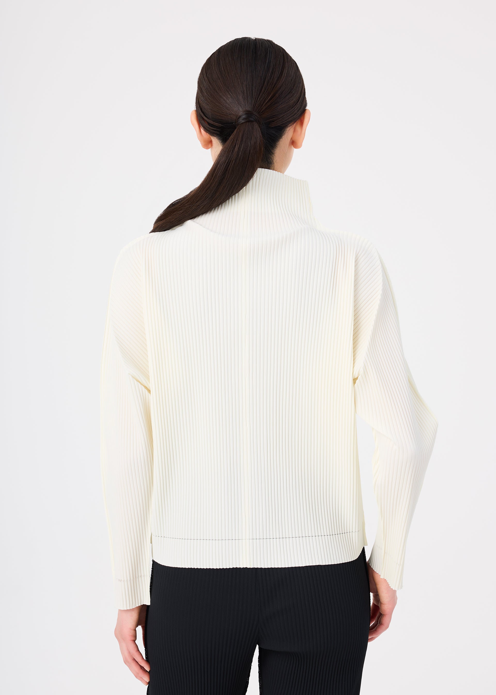 FINE KNIT PLEATS – isseymiyake.com