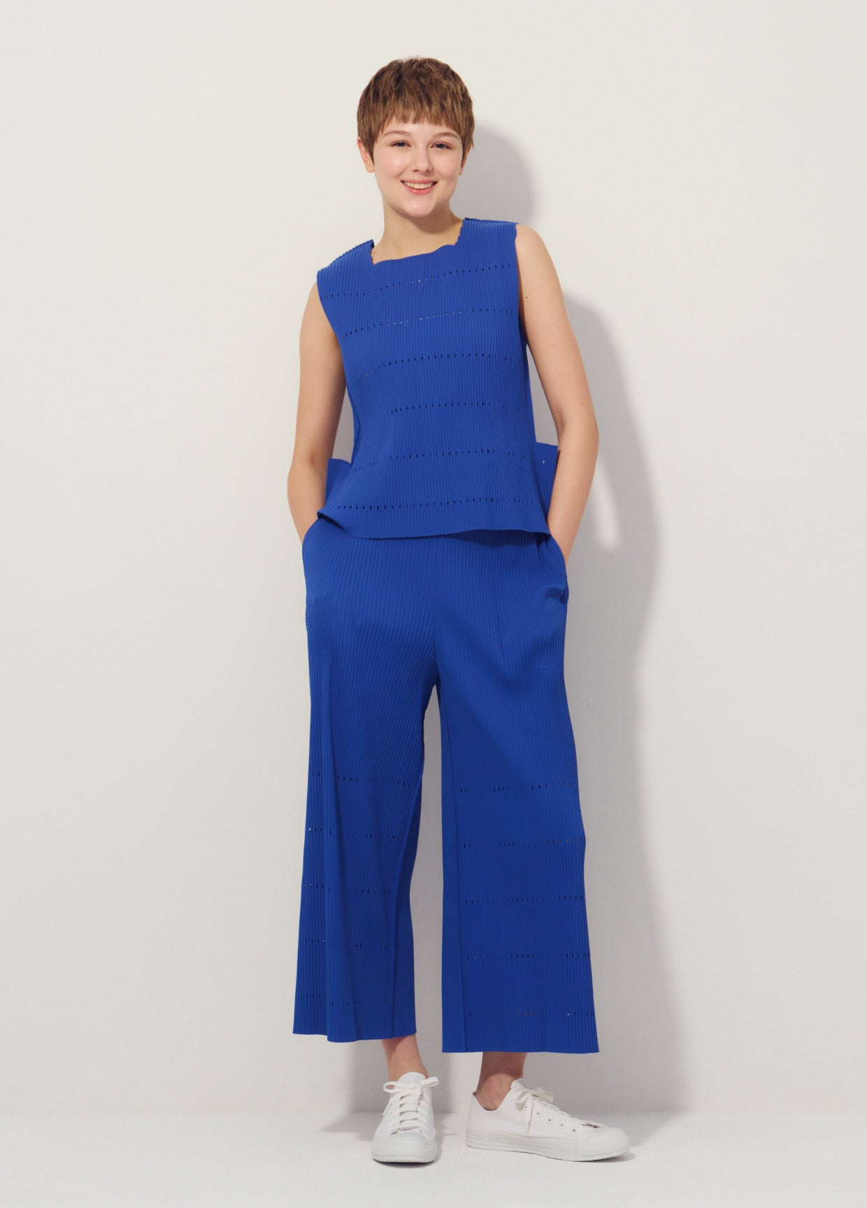 me ISSEY MIYAKE LOOK 12 – isseymiyake.com