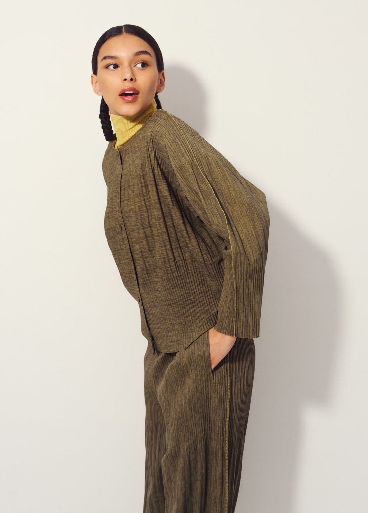 me ISSEY MIYAKE LOOK 33