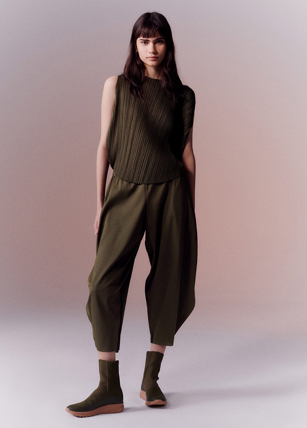PLEATS PLEASE ISSEY MIYAKE LOOK 20