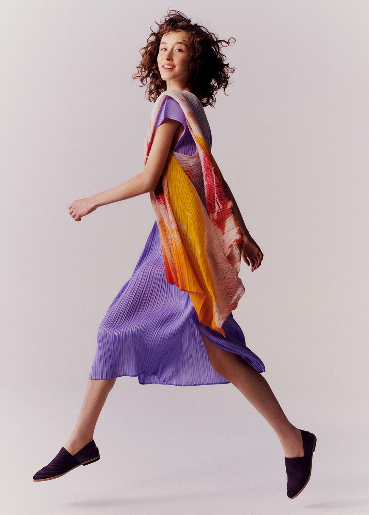 PLEATS PLEASE ISSEY MIYAKE LOOK 08