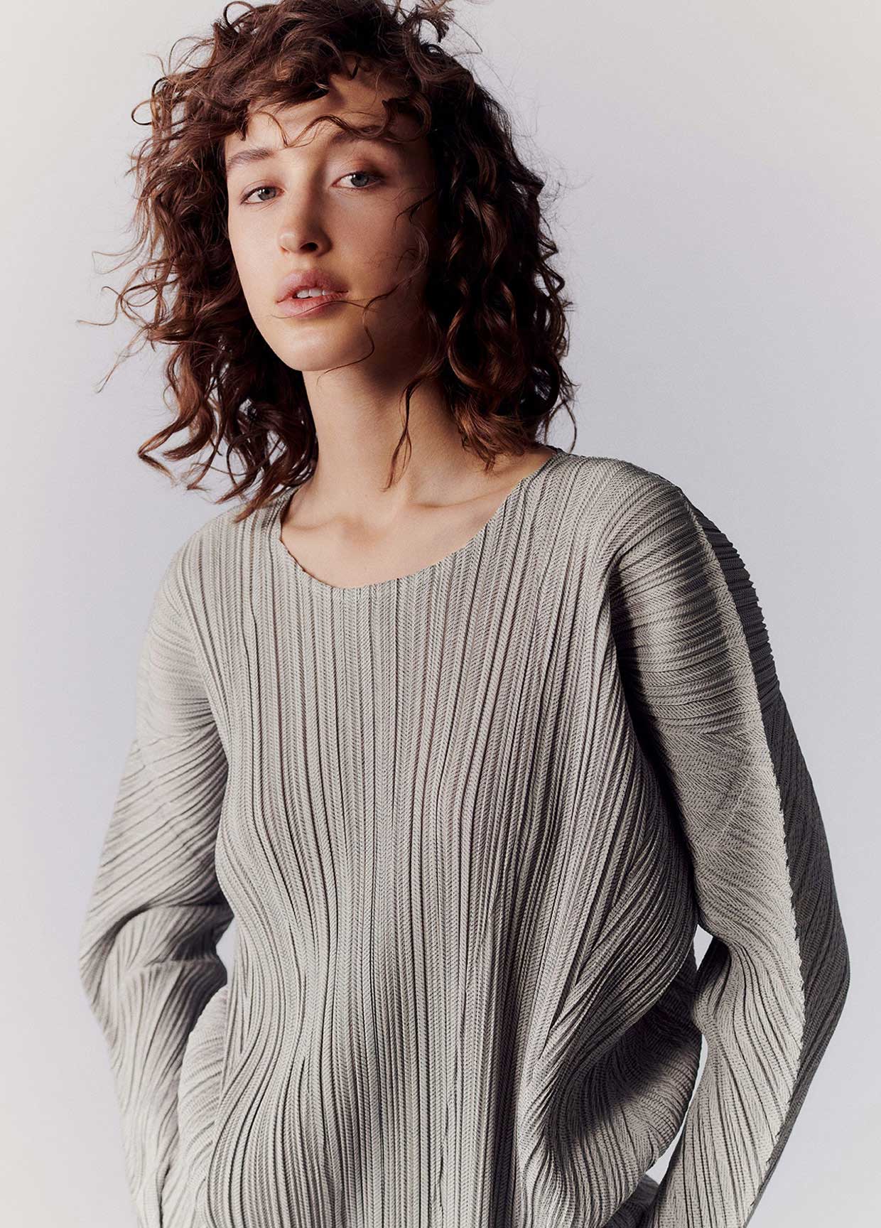 PLEATS PLEASE ISSEY MIYAKE LOOK 28