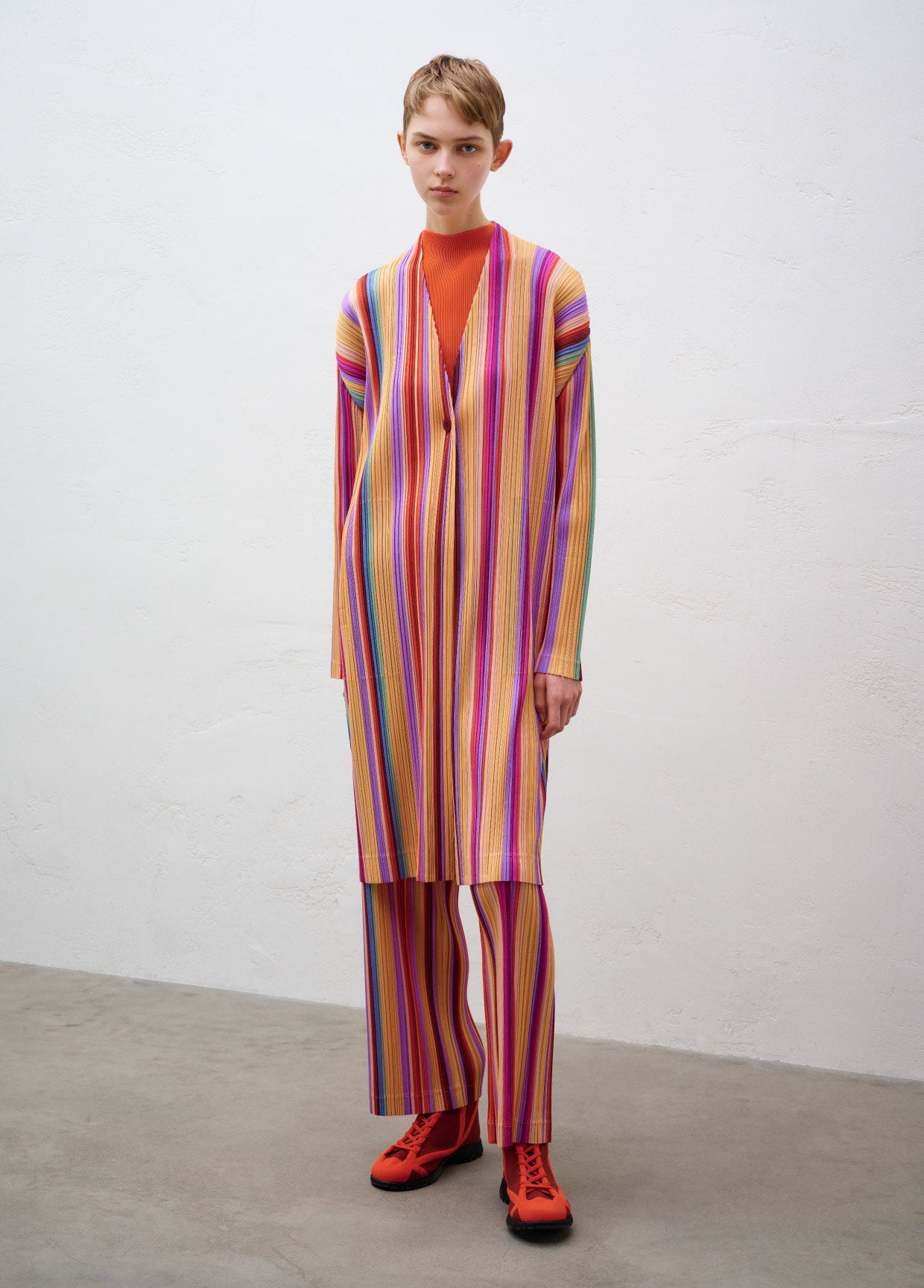 PLEATS PLEASE ISSEY MIYAKE LOOK 23