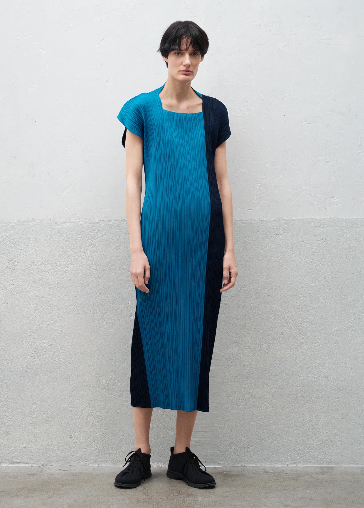 PLEATS PLEASE ISSEY MIYAKE LOOK 12
