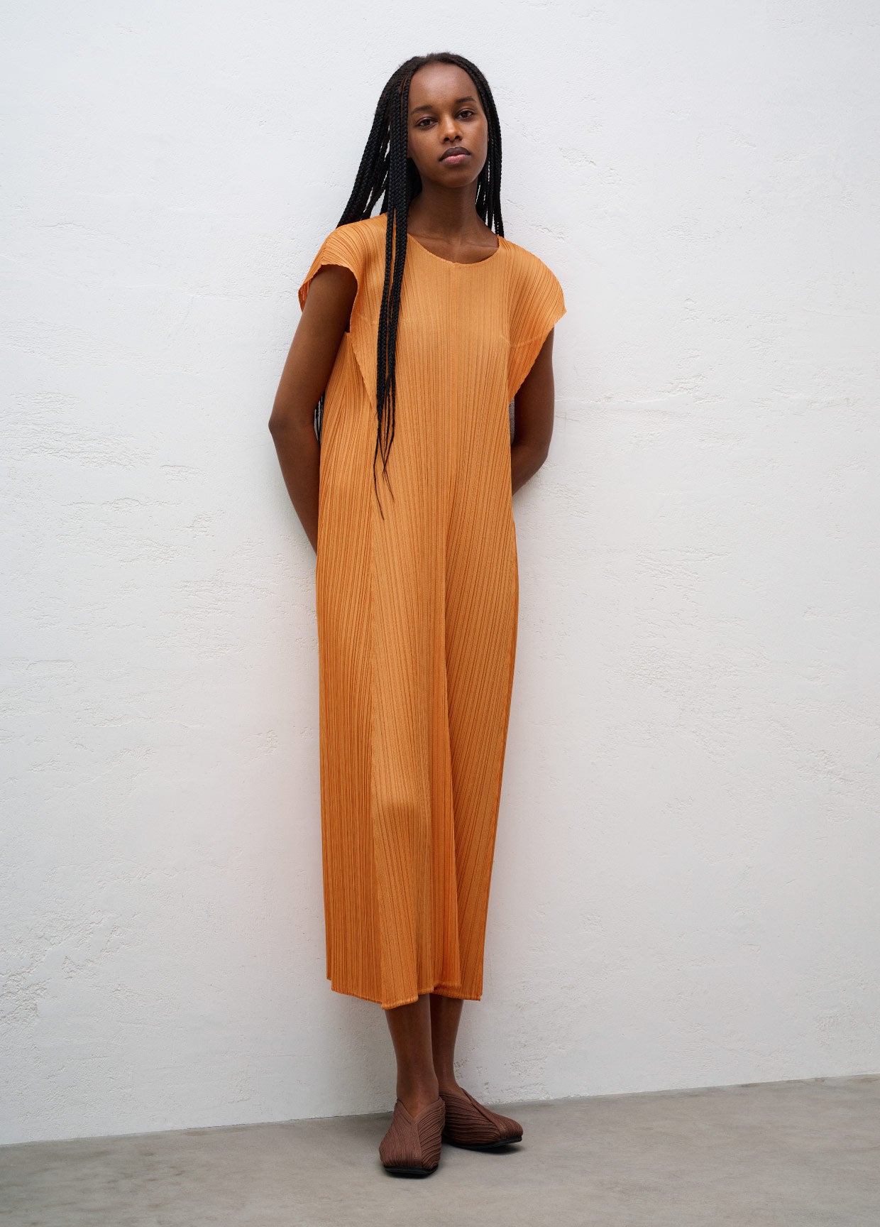 PLEATS PLEASE ISSEY MIYAKE LOOK 02
