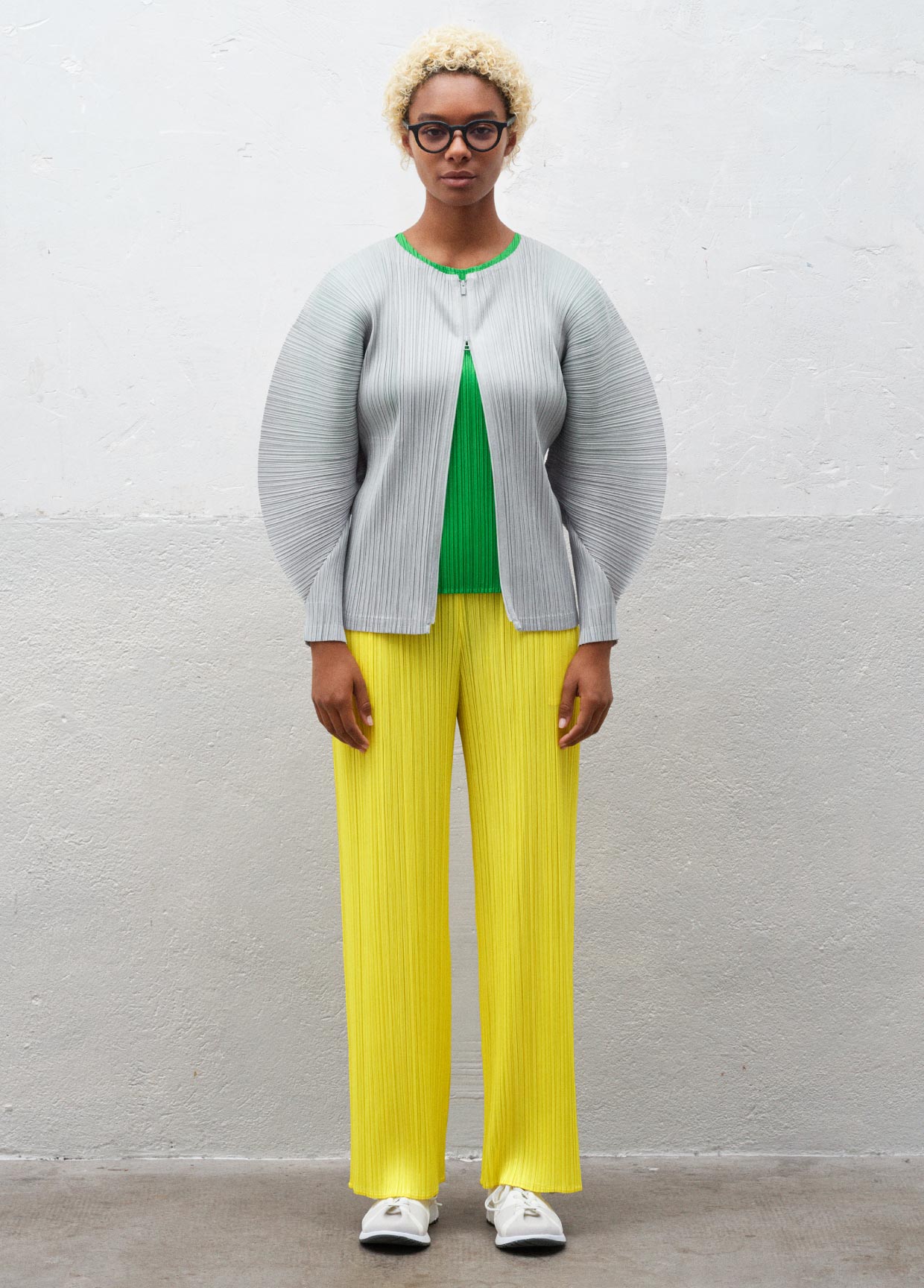 PLEATS PLEASE ISSEY MIYAKE LOOK 28 – isseymiyake.com