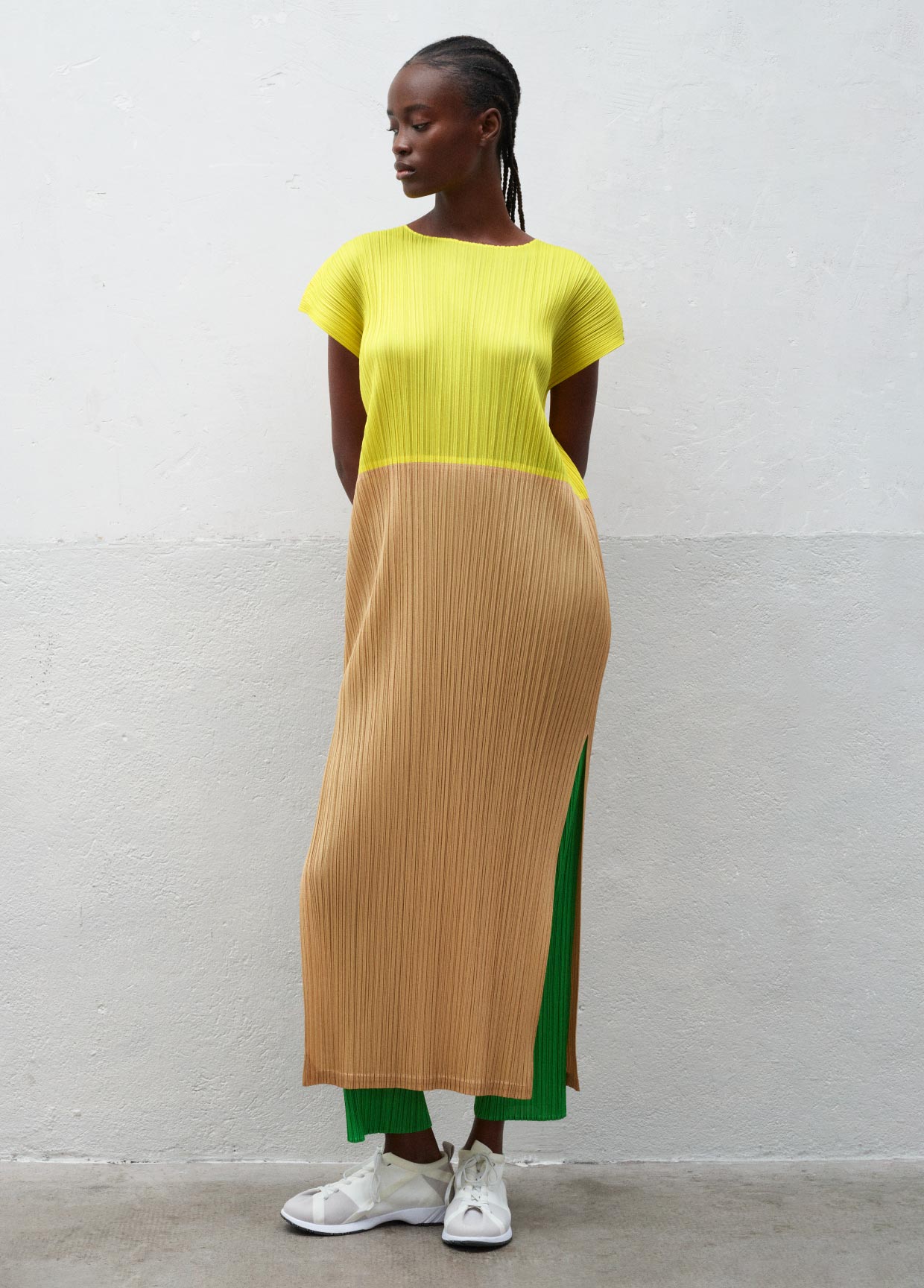 PLEATS PLEASE ISSEY MIYAKE ルック – isseymiyake.com PLEATS PLEASE ISSEY MIYAKE ルック – isseymiyake.com