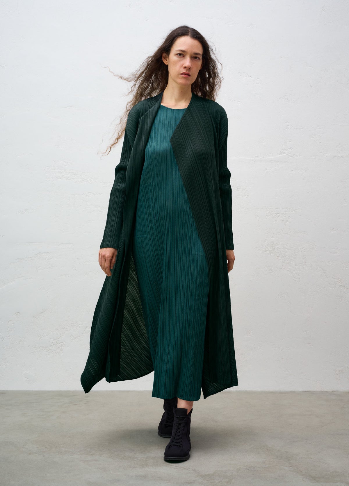 PLEATS PLEASE ISSEY MIYAKE LOOK 28