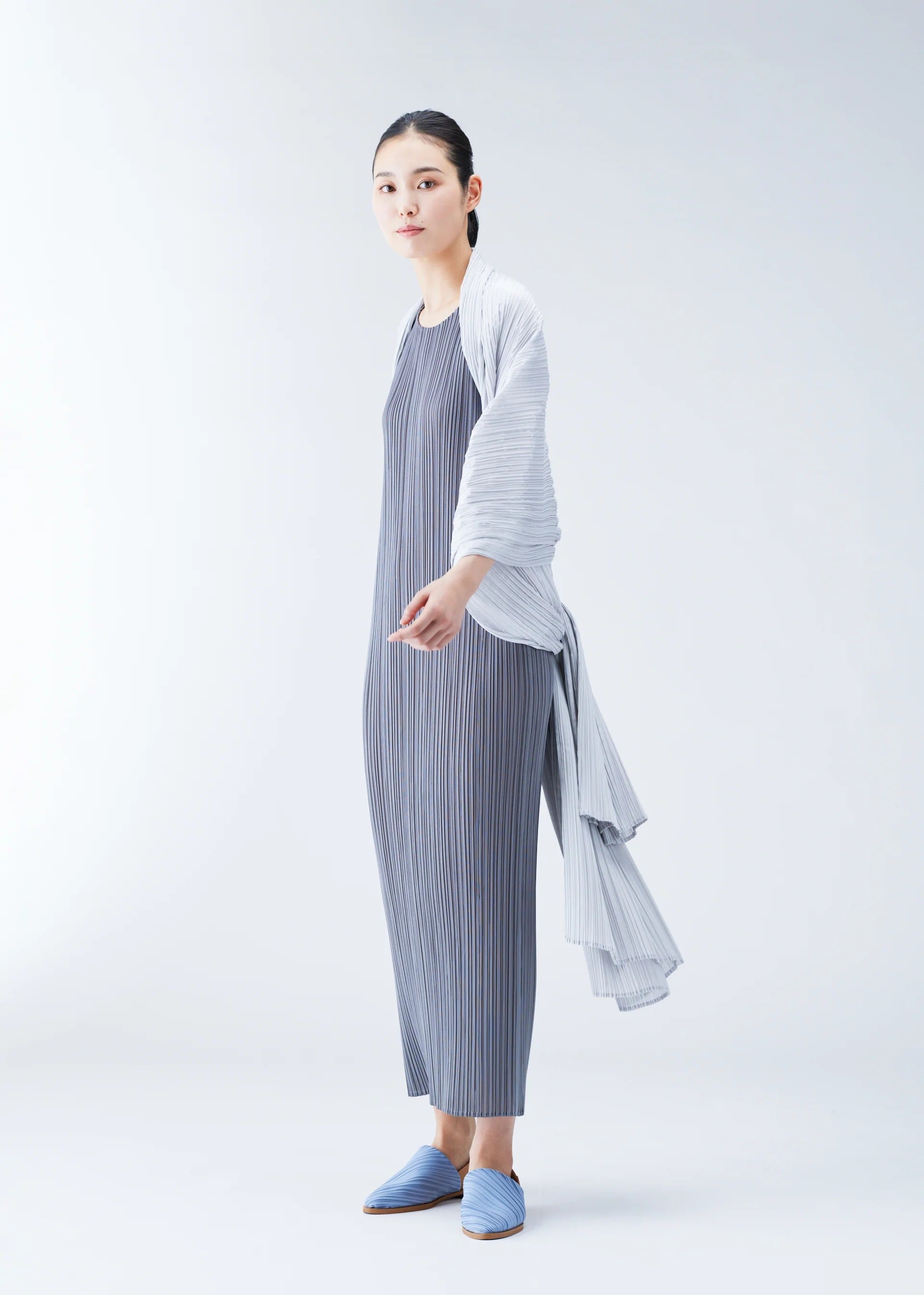 BASIC MADAME-T – isseymiyake.com