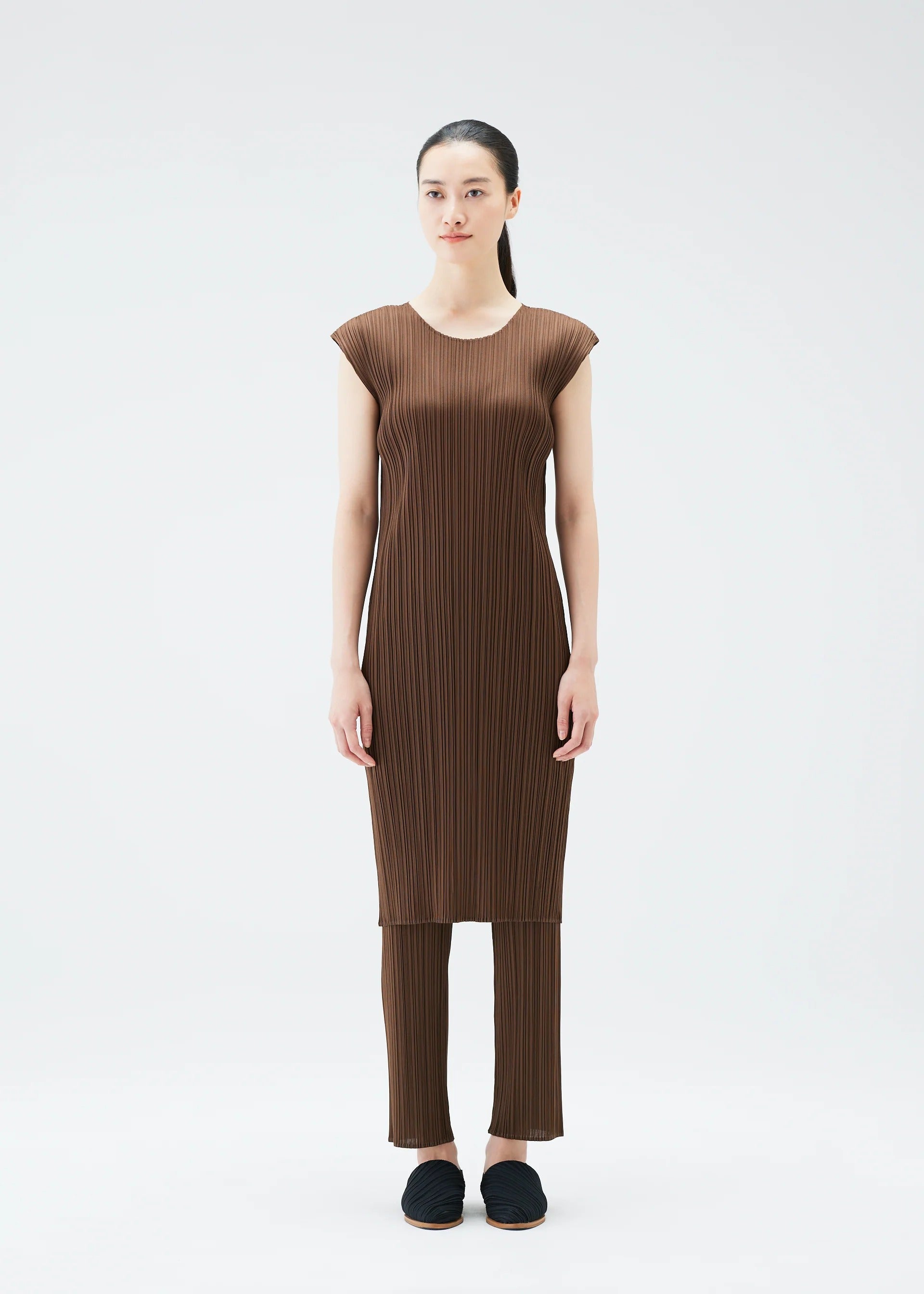 PLEATS PLEASE ISSEY MIYAKE – Page 4 – isseymiyake.com