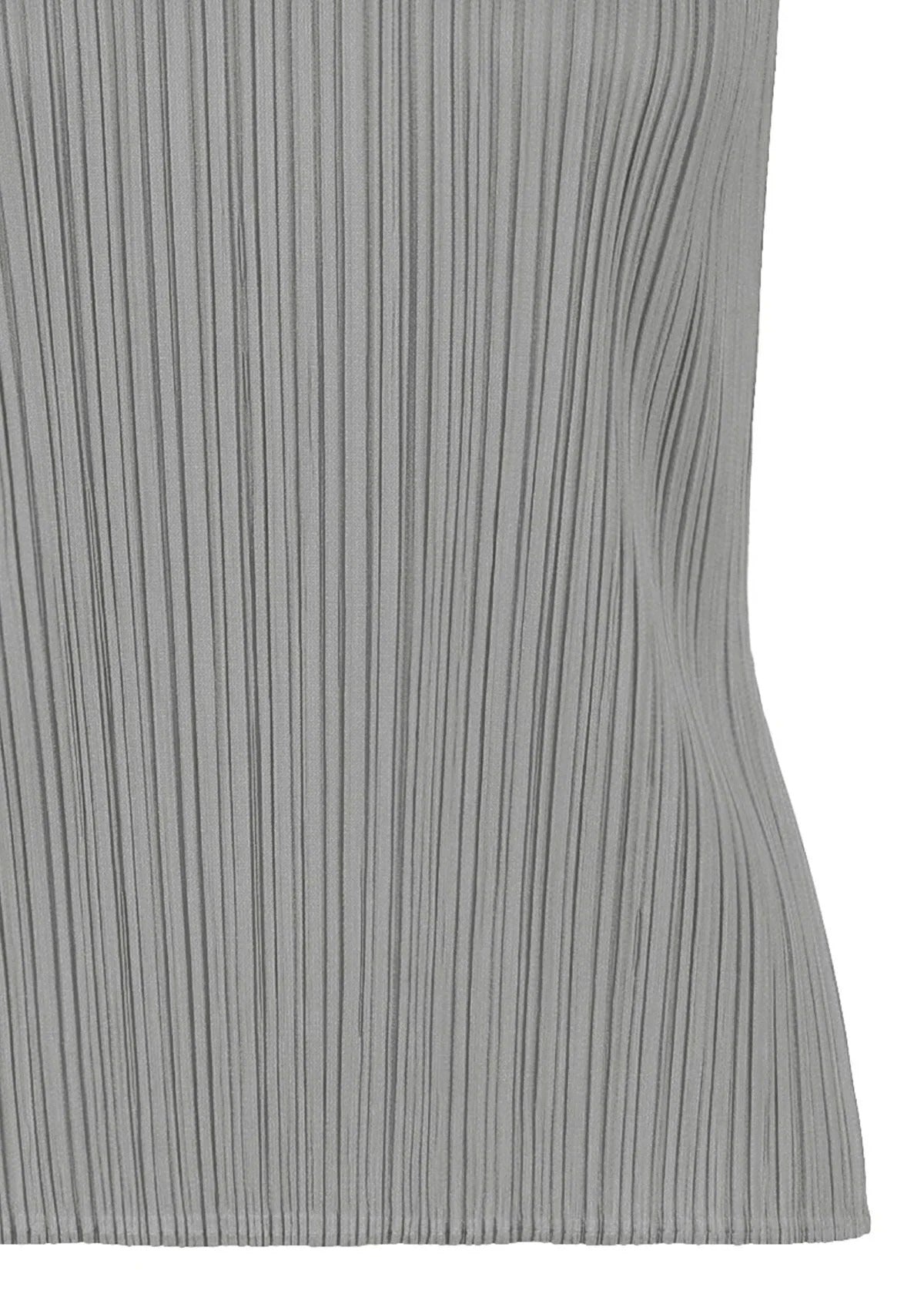 BASICS – isseymiyake.com