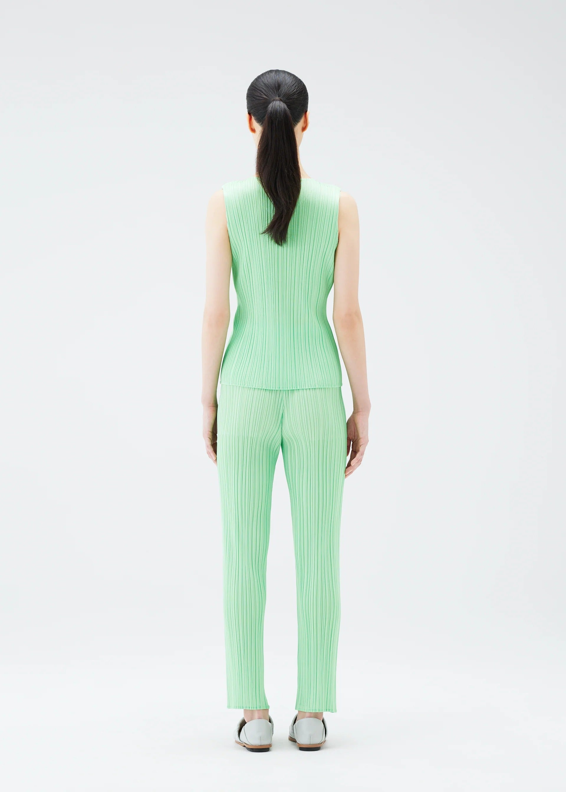 新品未使用NEW COLORFUL BASICS 4 カーディガン　サイズ3 NEW COLORFUL BASICS 4 – ISSEY MIYAKE ONLINE STORE