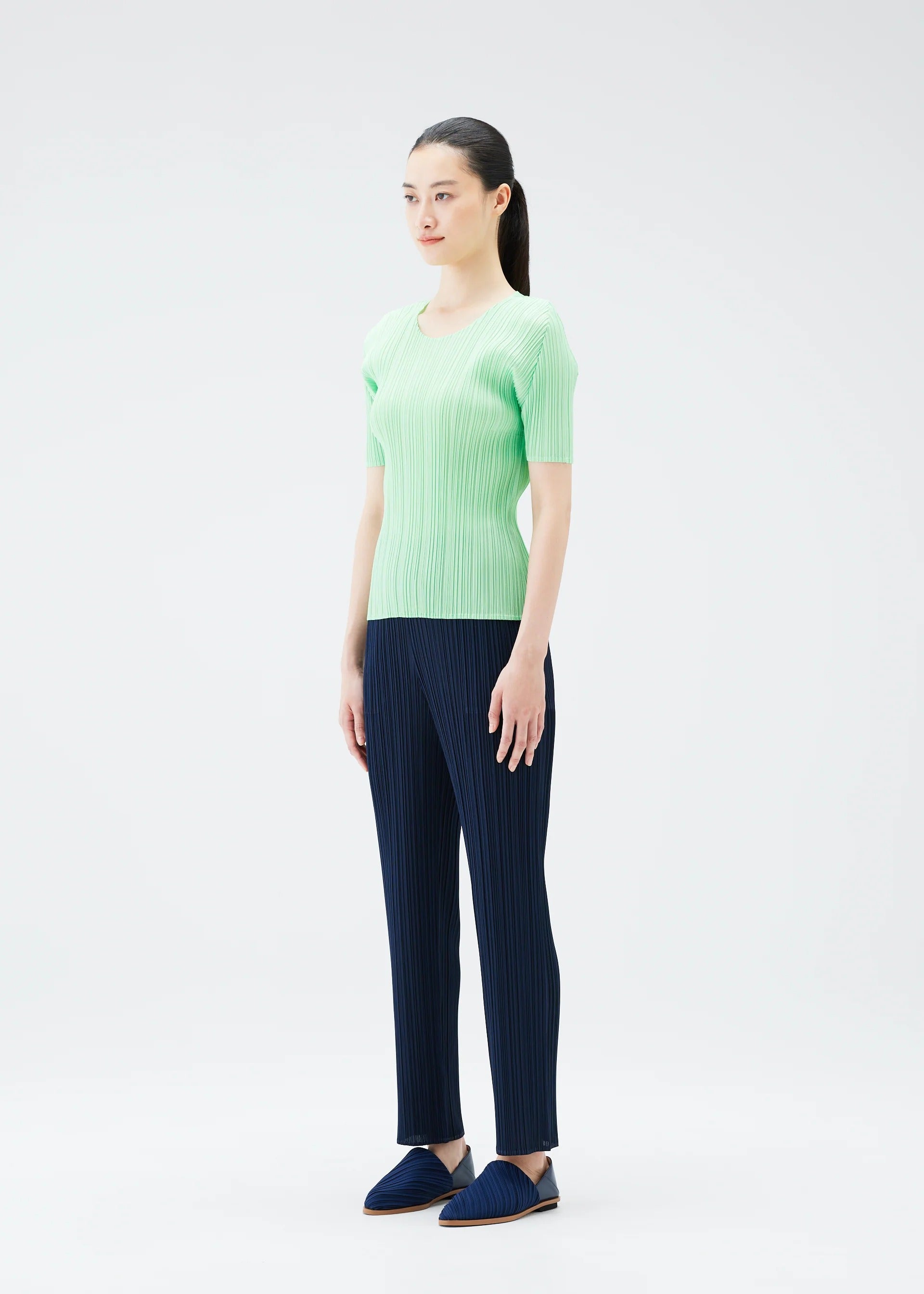 スカート PLEATS PLEASE NEW COLORFUL BASICS 4 NEW COLORFUL BASICS 4 – isseymiyake.com