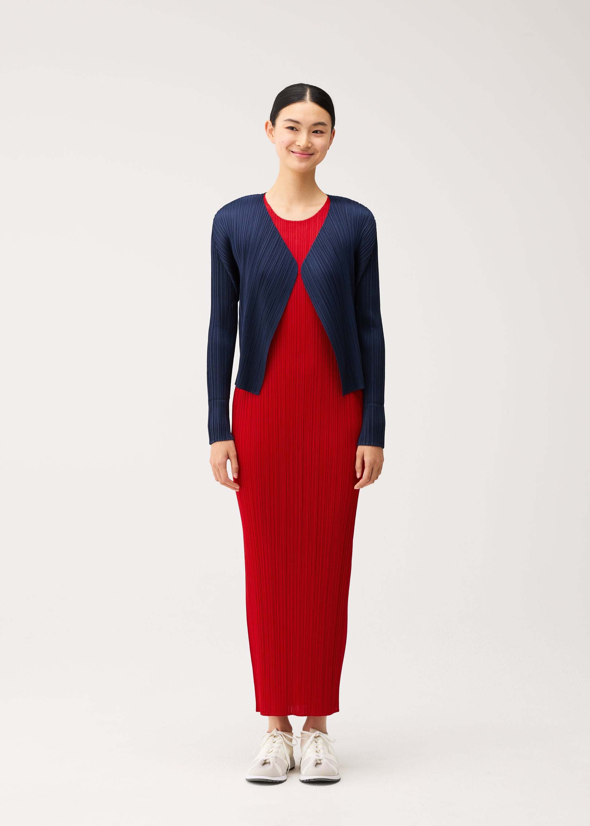 PLEATS PLEASE ISSEY MIYAKE – isseymiyake.com